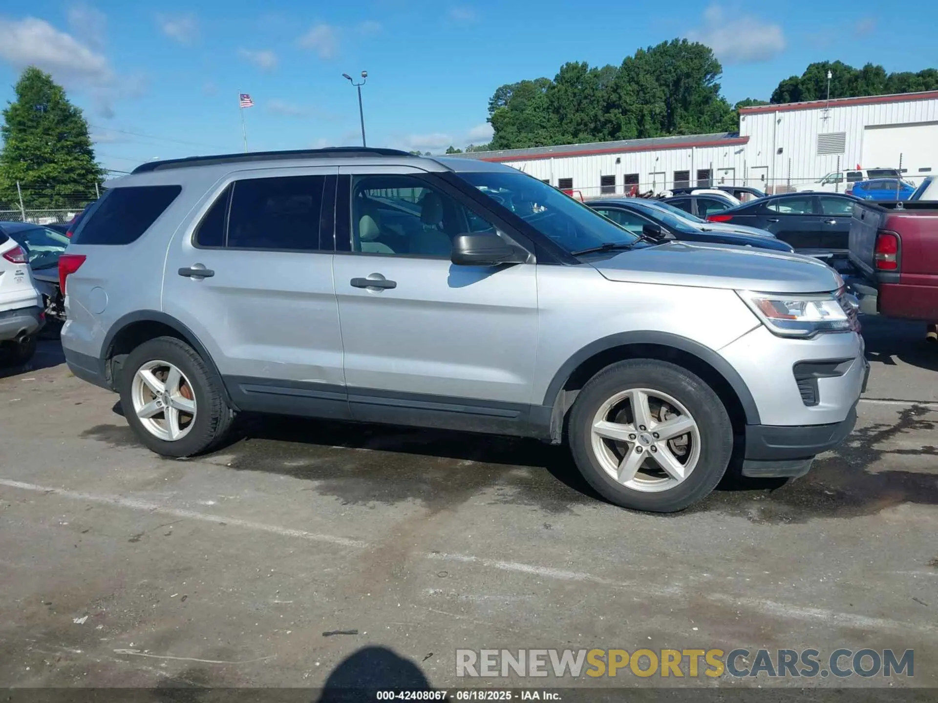13 Photograph of a damaged car 1FM5K7B80KGA18578 FORD EXPLORER 2019