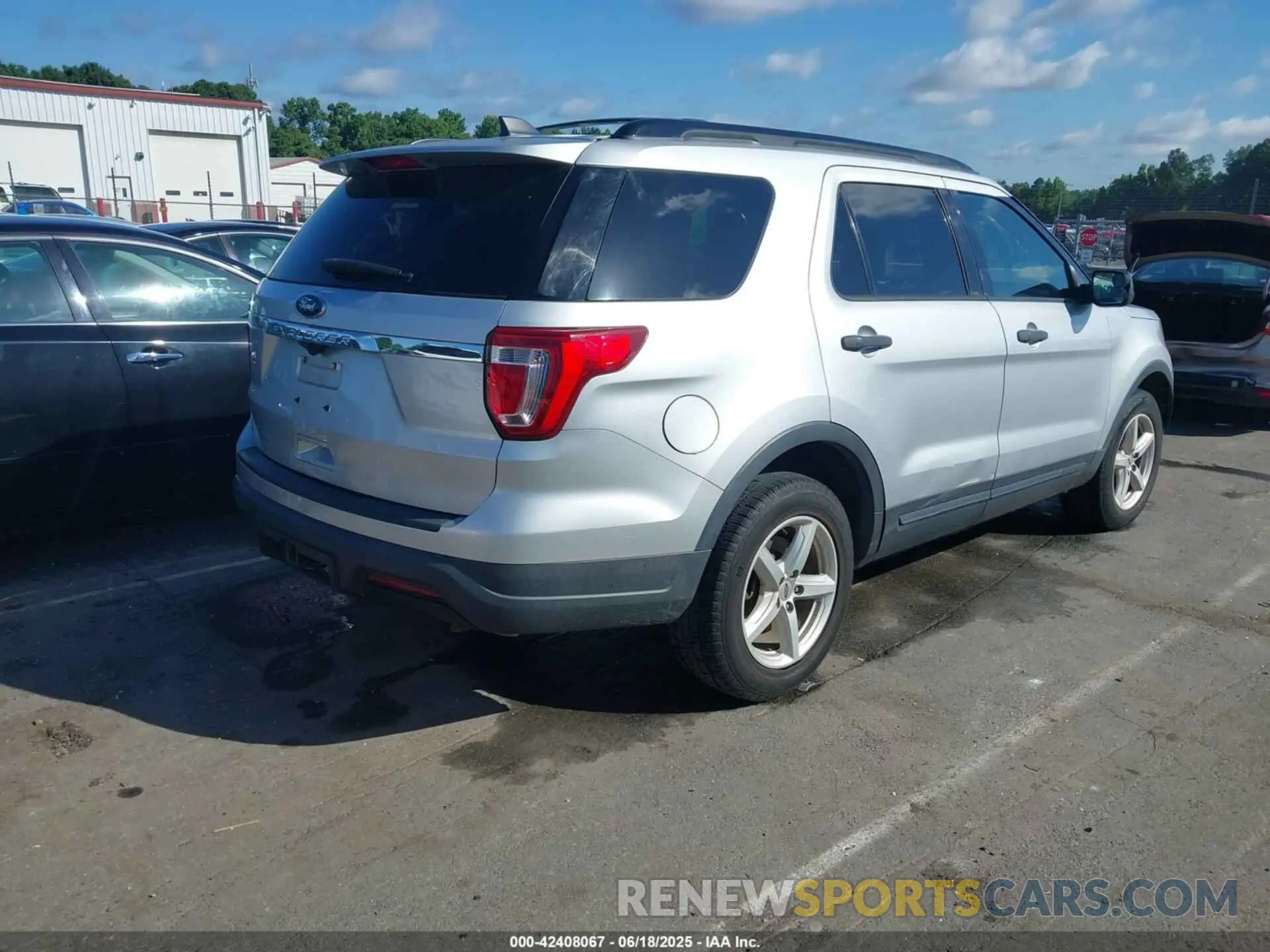 4 Photograph of a damaged car 1FM5K7B80KGA18578 FORD EXPLORER 2019