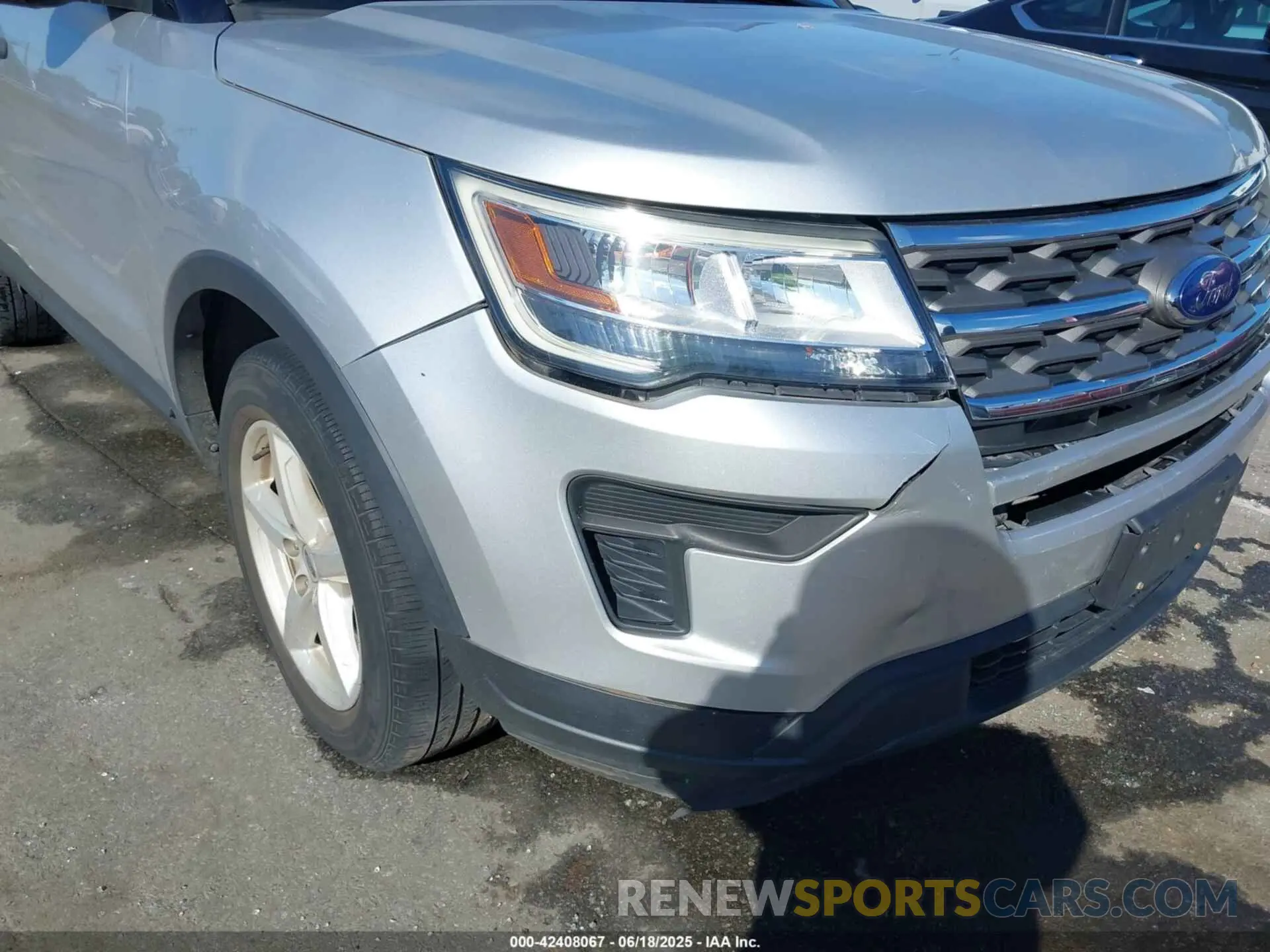 6 Photograph of a damaged car 1FM5K7B80KGA18578 FORD EXPLORER 2019