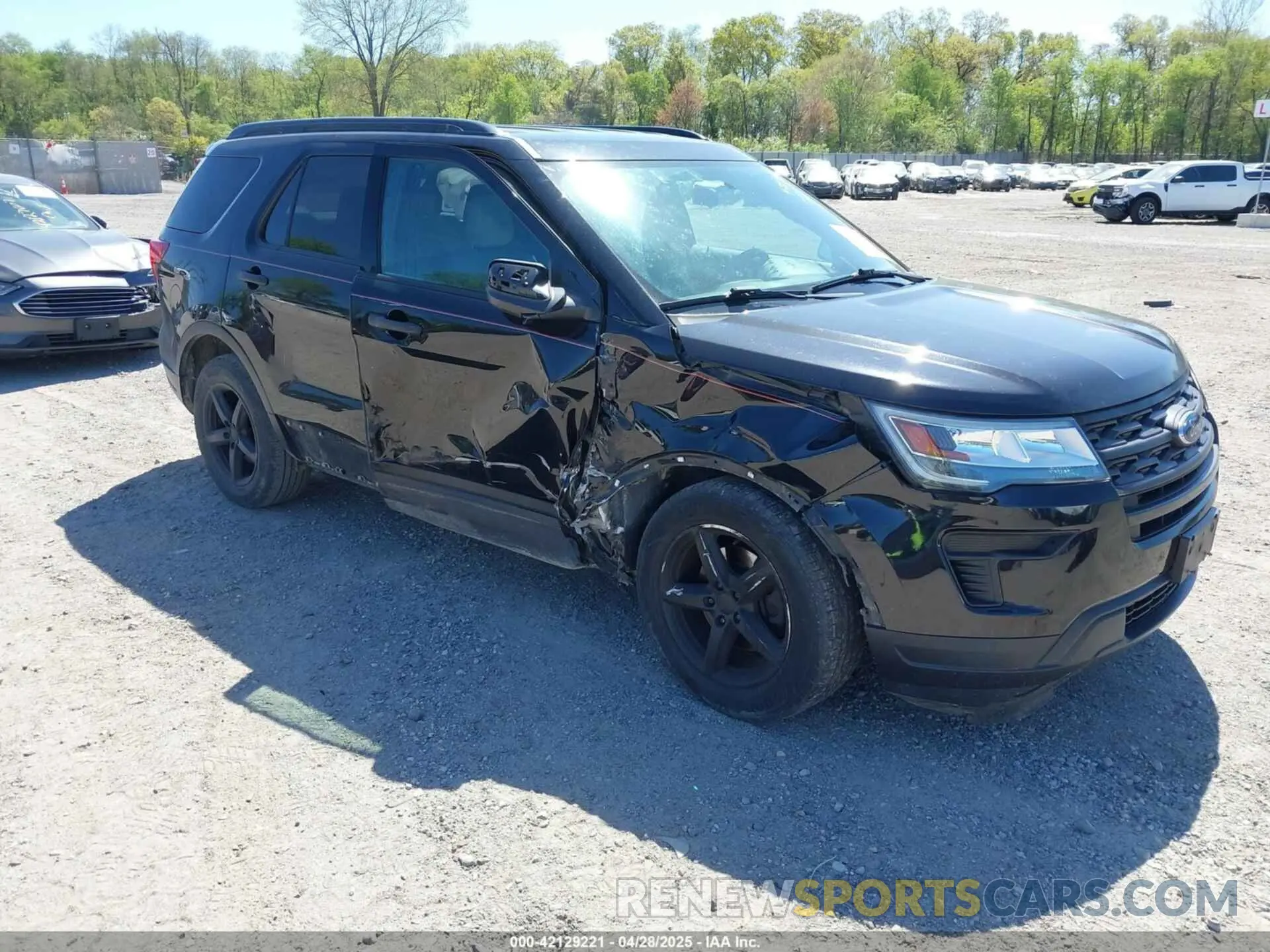1 Photograph of a damaged car 1FM5K7B81KGA18444 FORD EXPLORER 2019