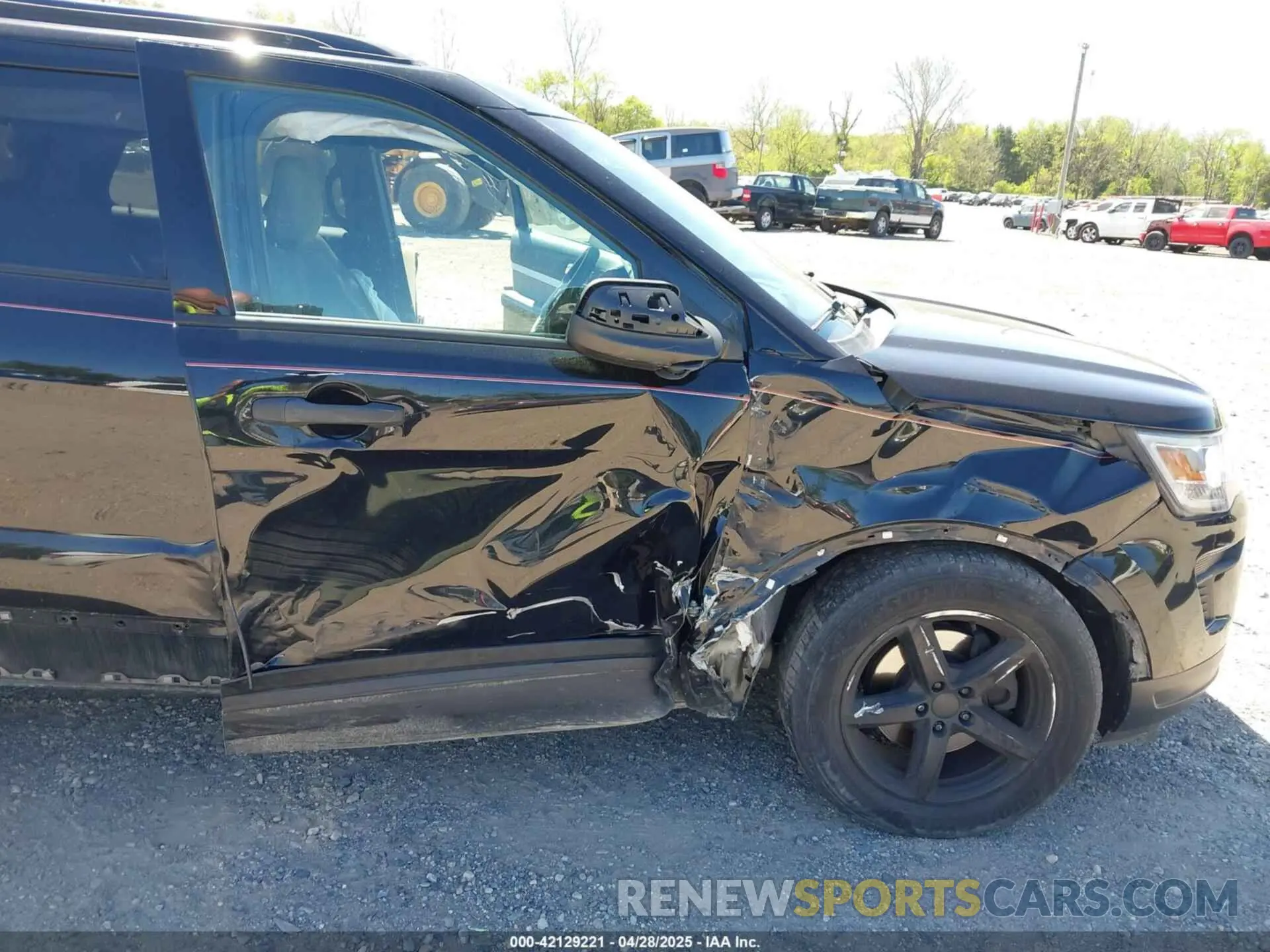 6 Photograph of a damaged car 1FM5K7B81KGA18444 FORD EXPLORER 2019