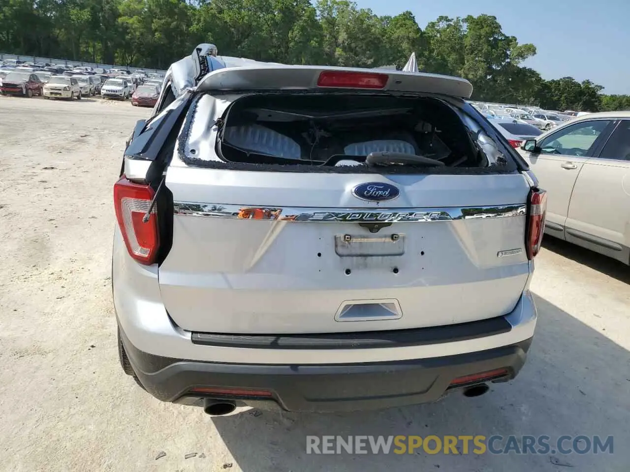 6 Photograph of a damaged car 1FM5K7BH6KGA69132 FORD EXPLORER 2019