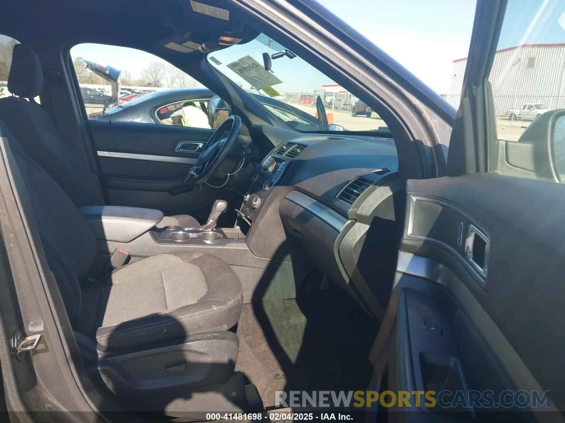 5 Photograph of a damaged car 1FM5K7D80KGA03558 FORD EXPLORER 2019