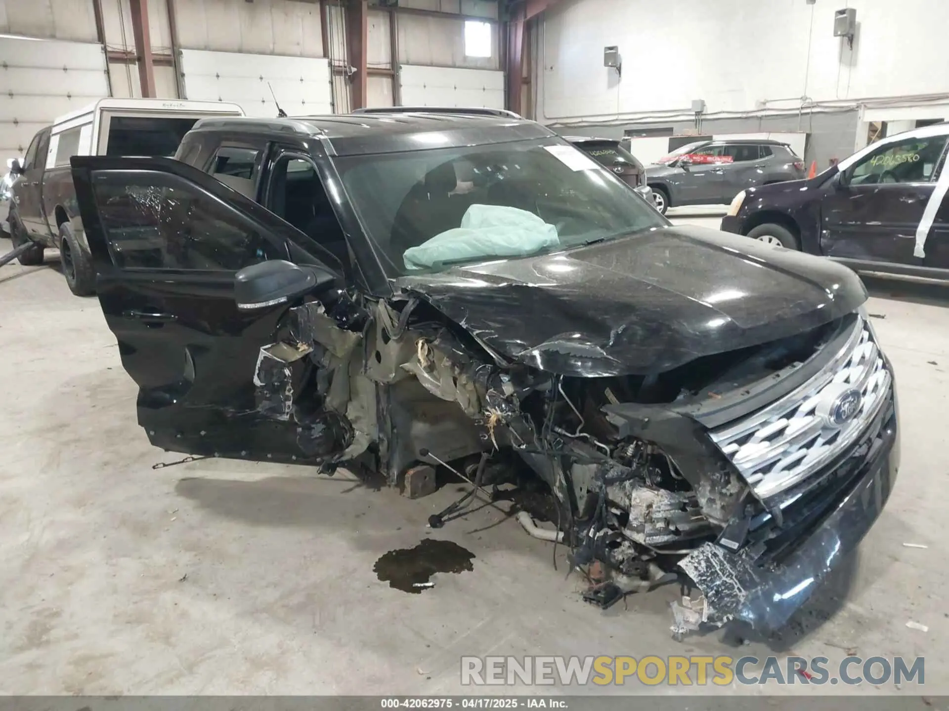 6 Фотография поврежденного автомобиля 1FM5K7D83KGA85169 FORD EXPLORER 2019