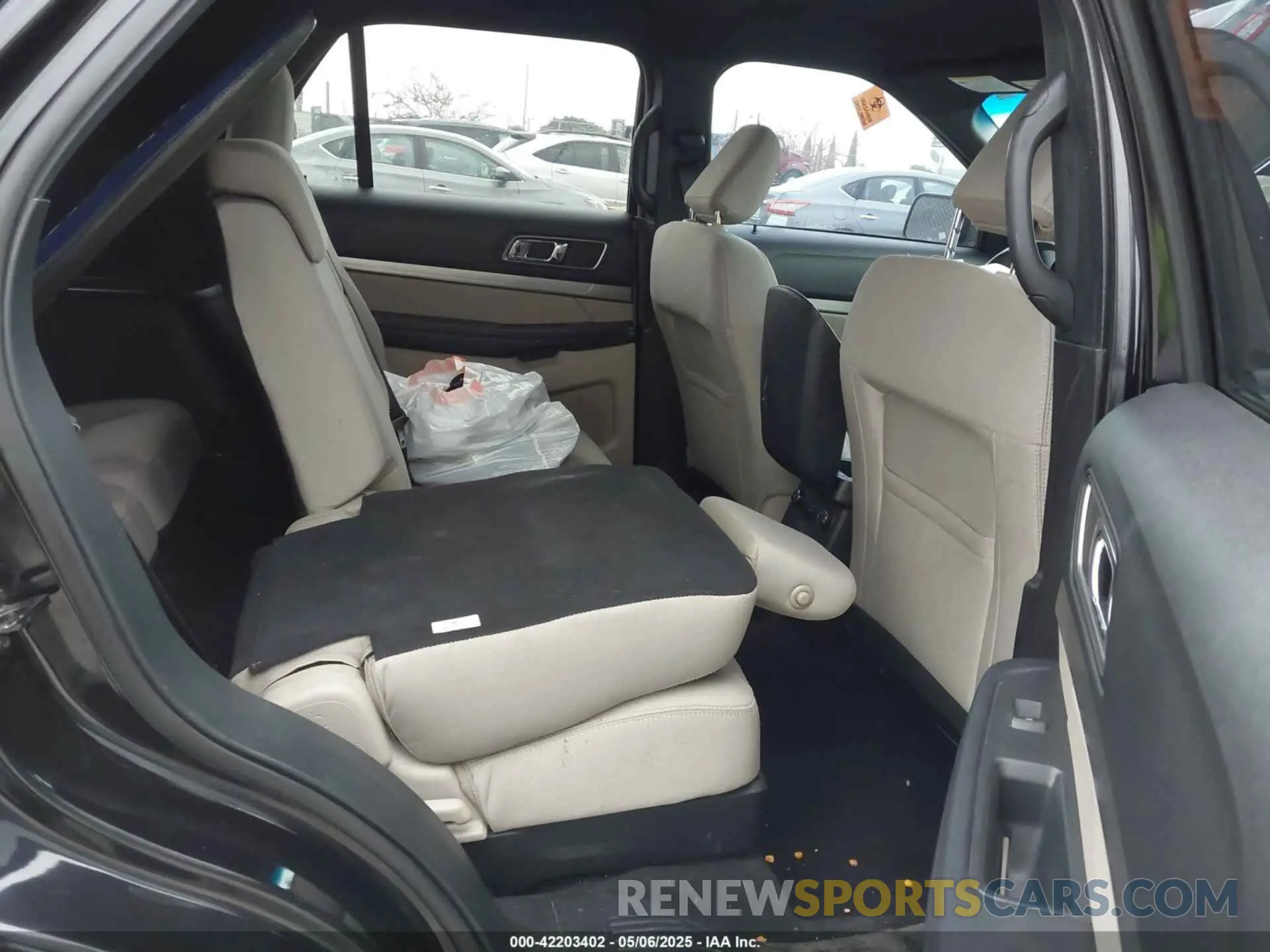 8 Фотография поврежденного автомобиля 1FM5K7D85KGA47006 FORD EXPLORER 2019