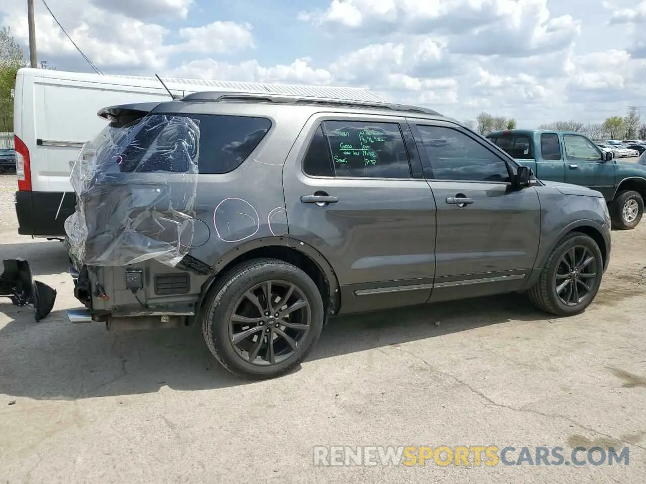 3 Photograph of a damaged car 1FM5K7D85KGA83357 FORD EXPLORER 2019