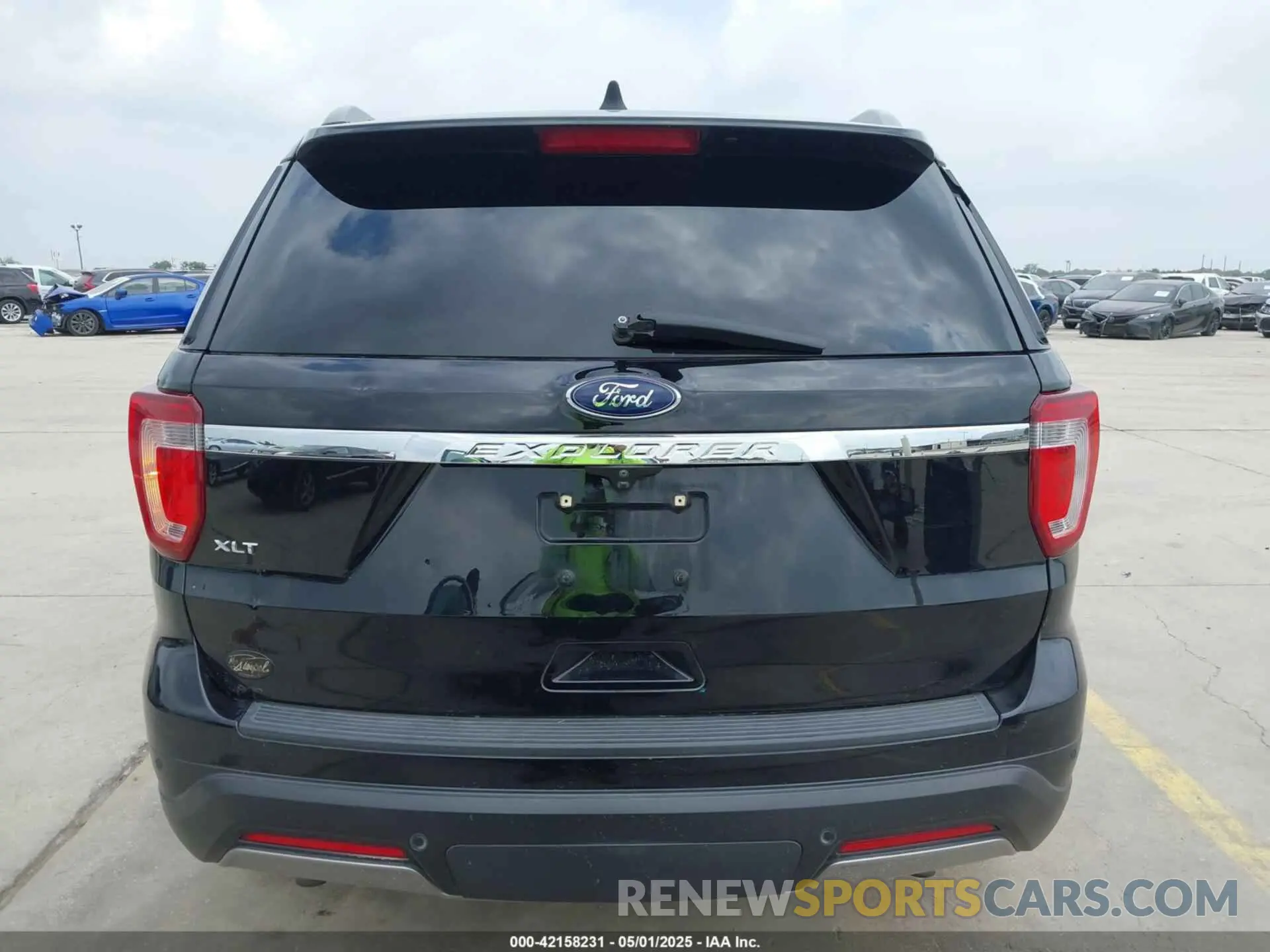 16 Photograph of a damaged car 1FM5K7D85KGB06880 FORD EXPLORER 2019