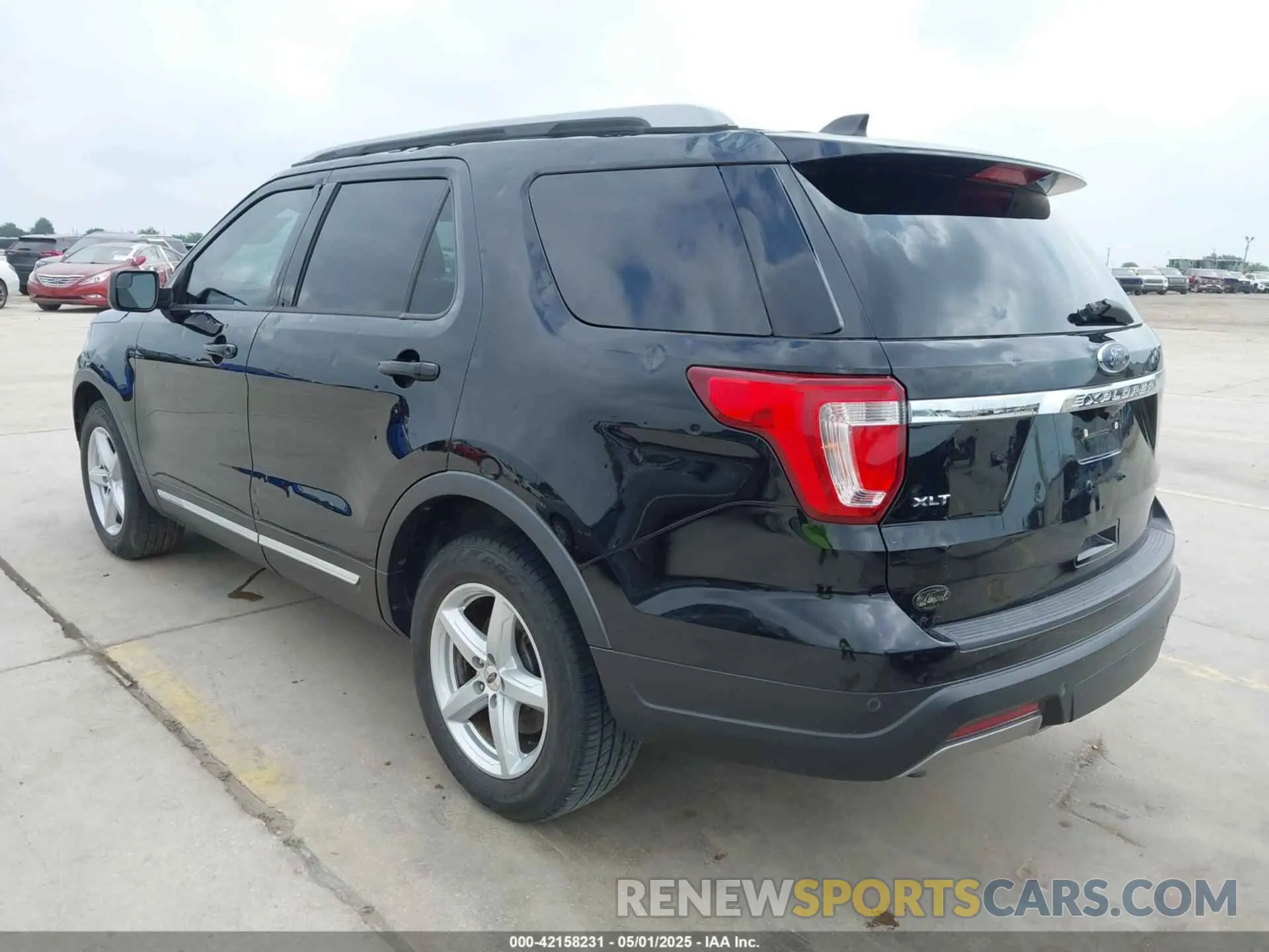 3 Photograph of a damaged car 1FM5K7D85KGB06880 FORD EXPLORER 2019