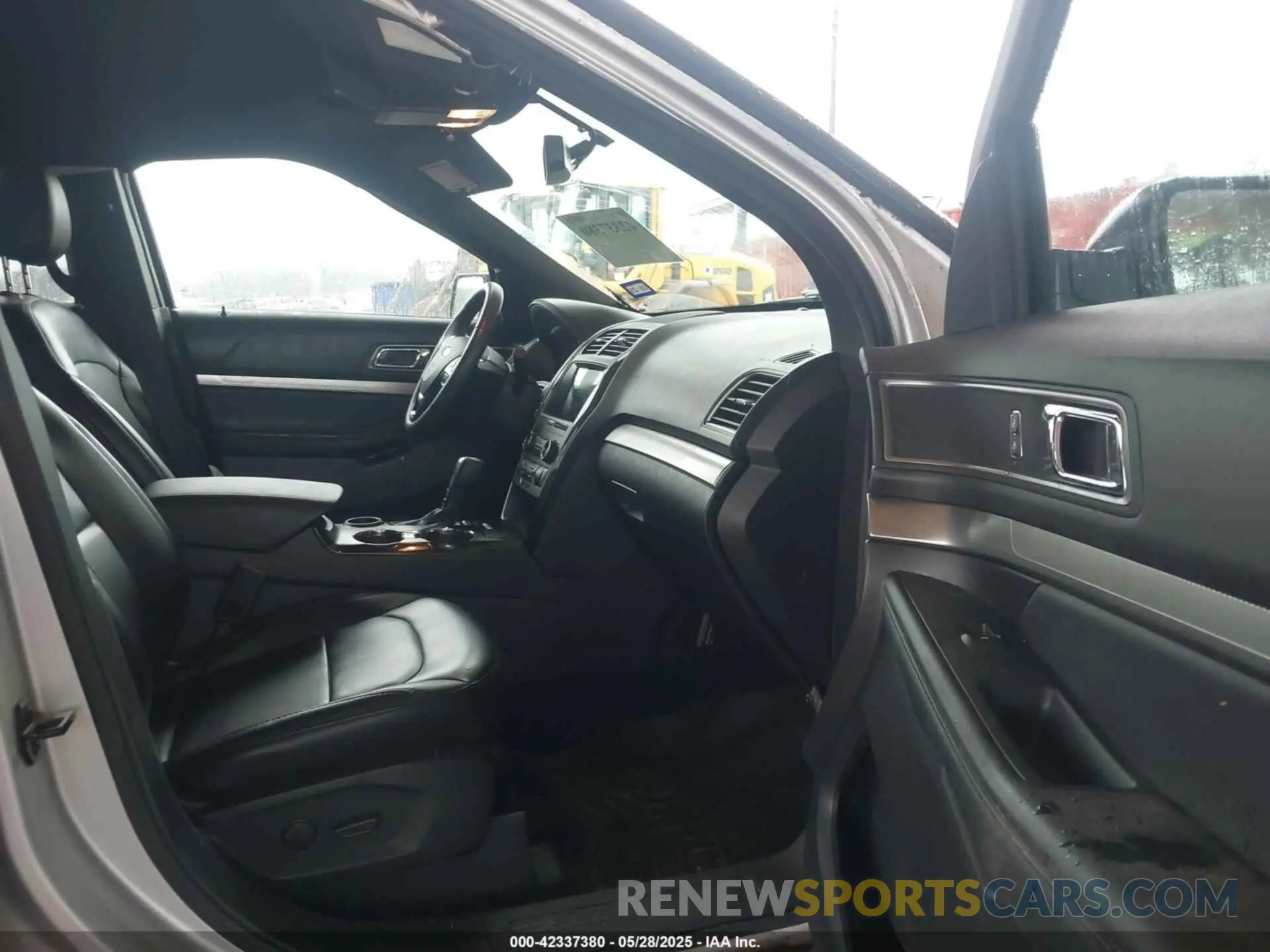 5 Photograph of a damaged car 1FM5K7D88KGA88469 FORD EXPLORER 2019