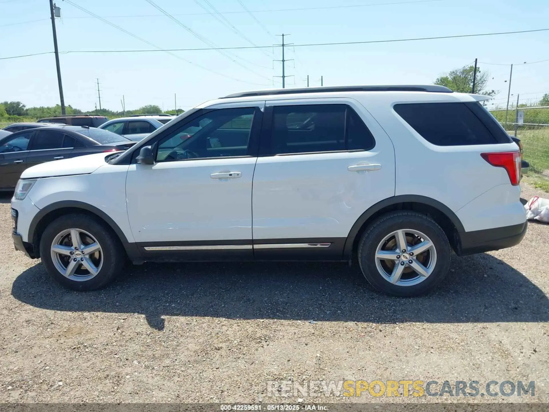 14 Фотография поврежденного автомобиля 1FM5K7D89KGB06784 FORD EXPLORER 2019