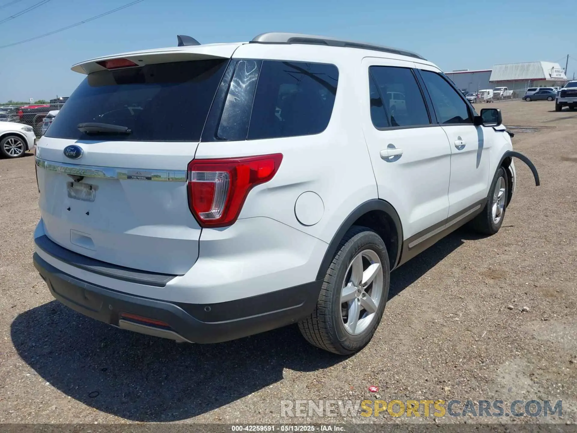 4 Фотография поврежденного автомобиля 1FM5K7D89KGB06784 FORD EXPLORER 2019