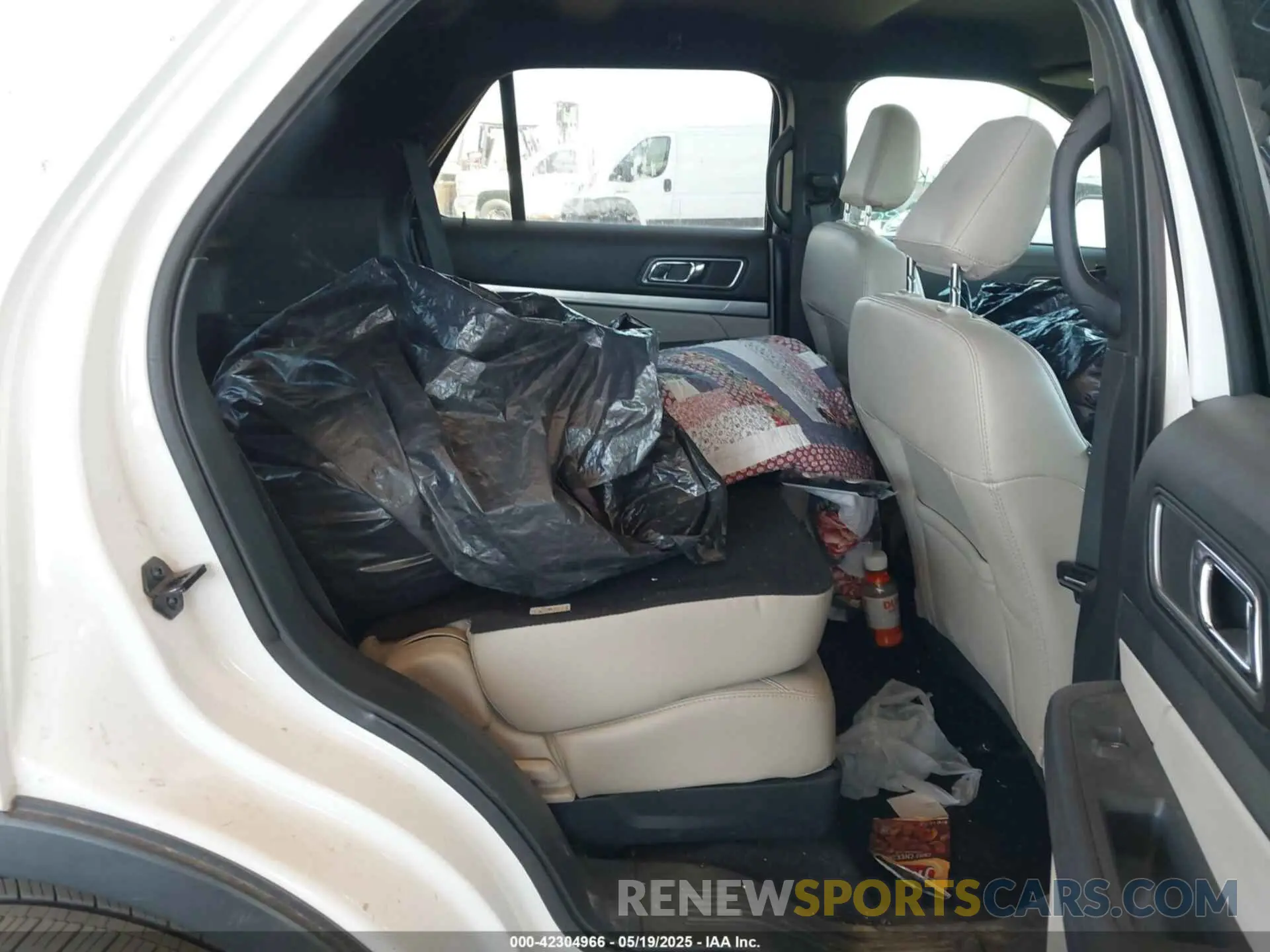 8 Photograph of a damaged car 1FM5K7D8XKGA42092 FORD EXPLORER 2019