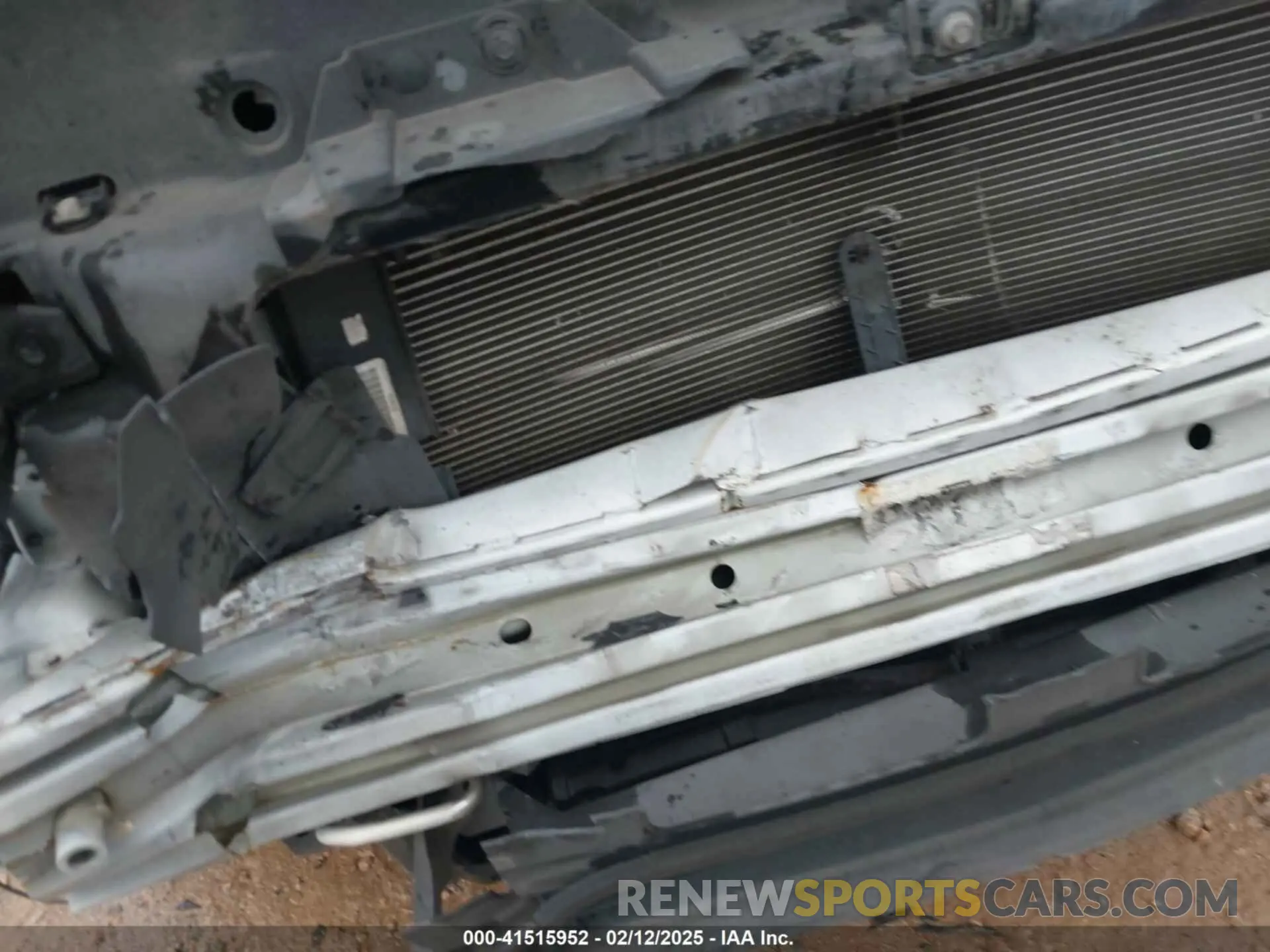 18 Photograph of a damaged car 1FM5K7D8XKGA94936 FORD EXPLORER 2019