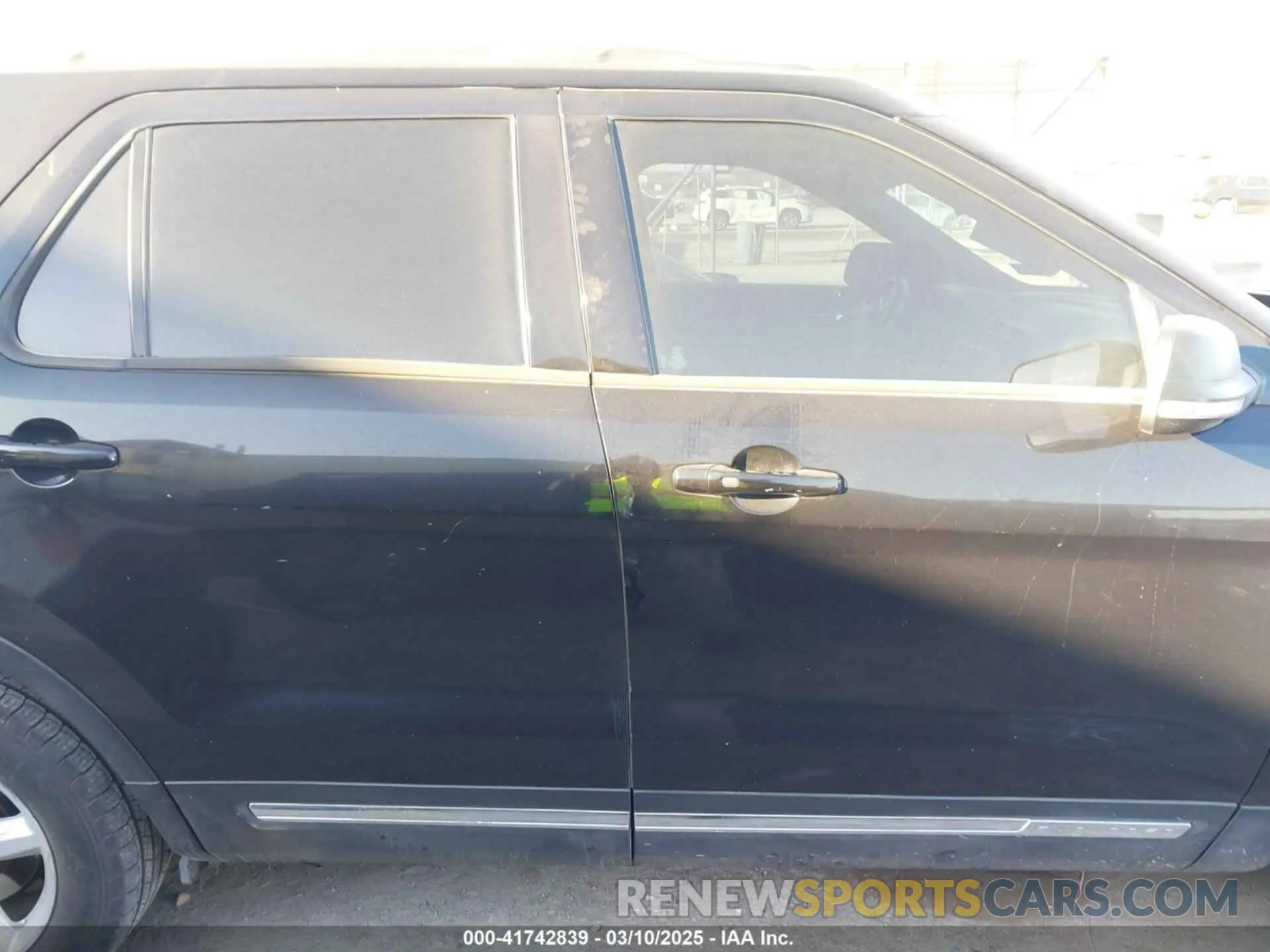 13 Photograph of a damaged car 1FM5K7D8XKGB48185 FORD EXPLORER 2019