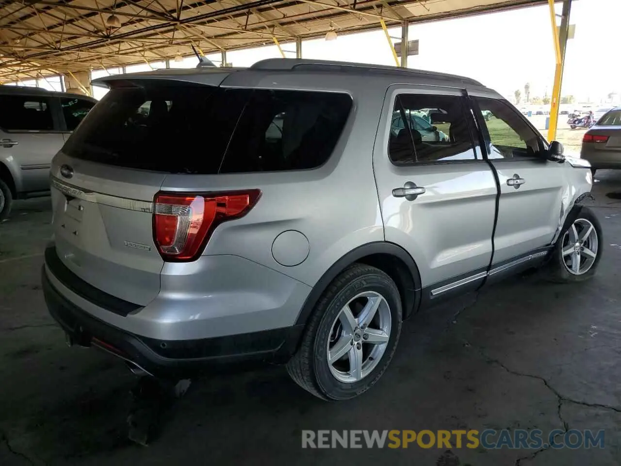 3 Фотография поврежденного автомобиля 1FM5K7DH1KGA42109 FORD EXPLORER 2019