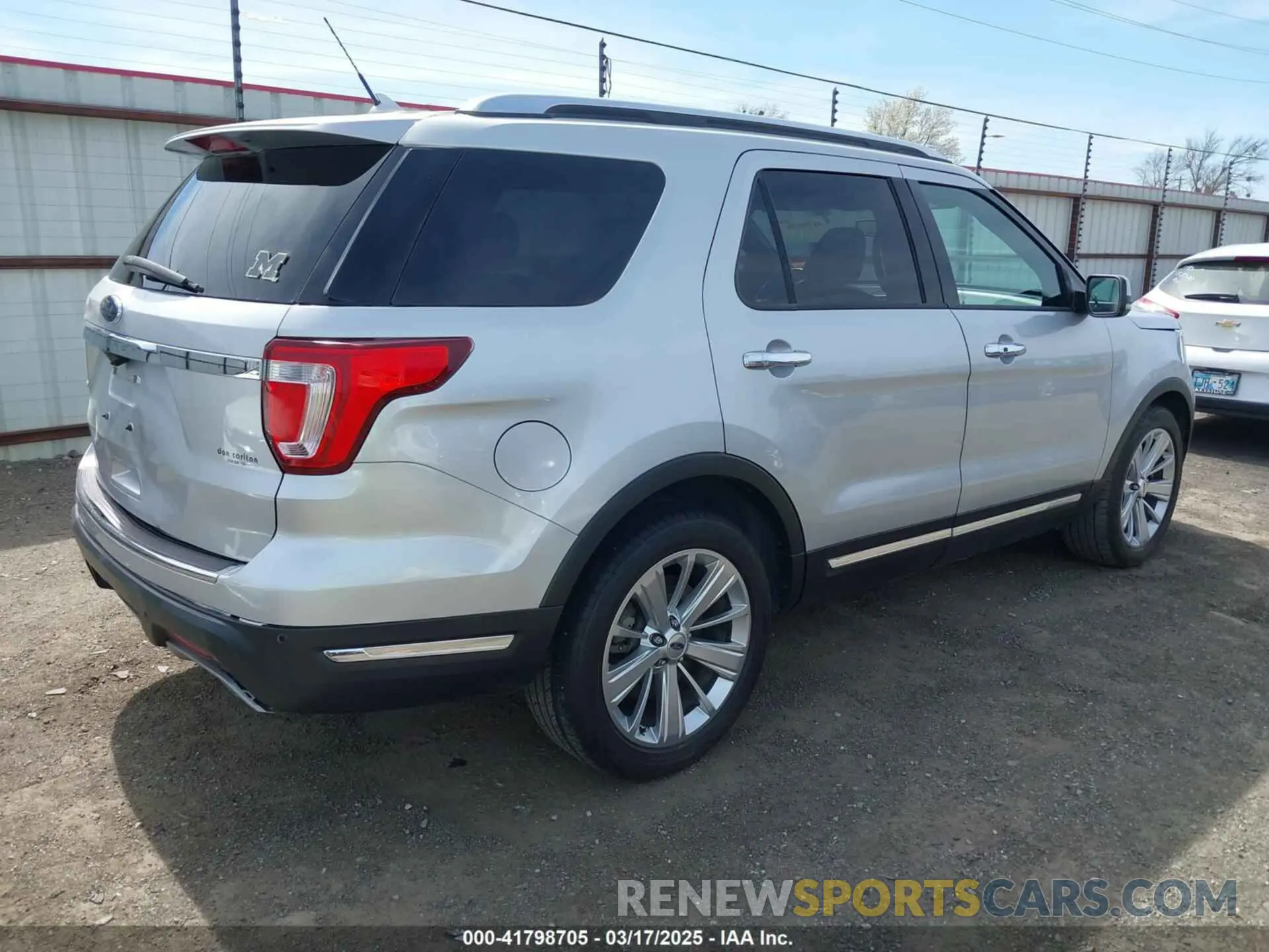 4 Фотография поврежденного автомобиля 1FM5K7F81KGB47570 FORD EXPLORER 2019