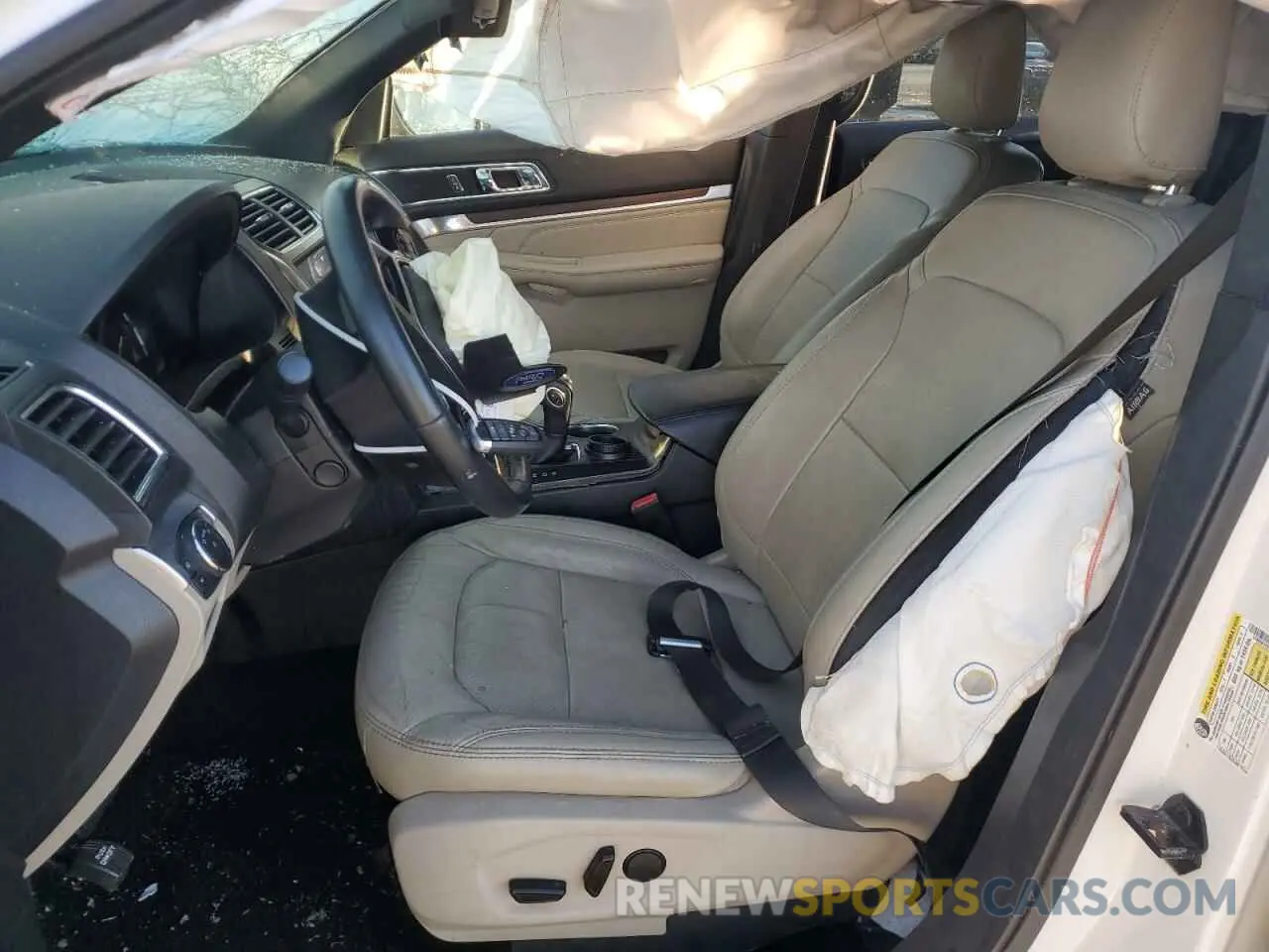 7 Фотография поврежденного автомобиля 1FM5K7F86KGB51520 FORD EXPLORER 2019