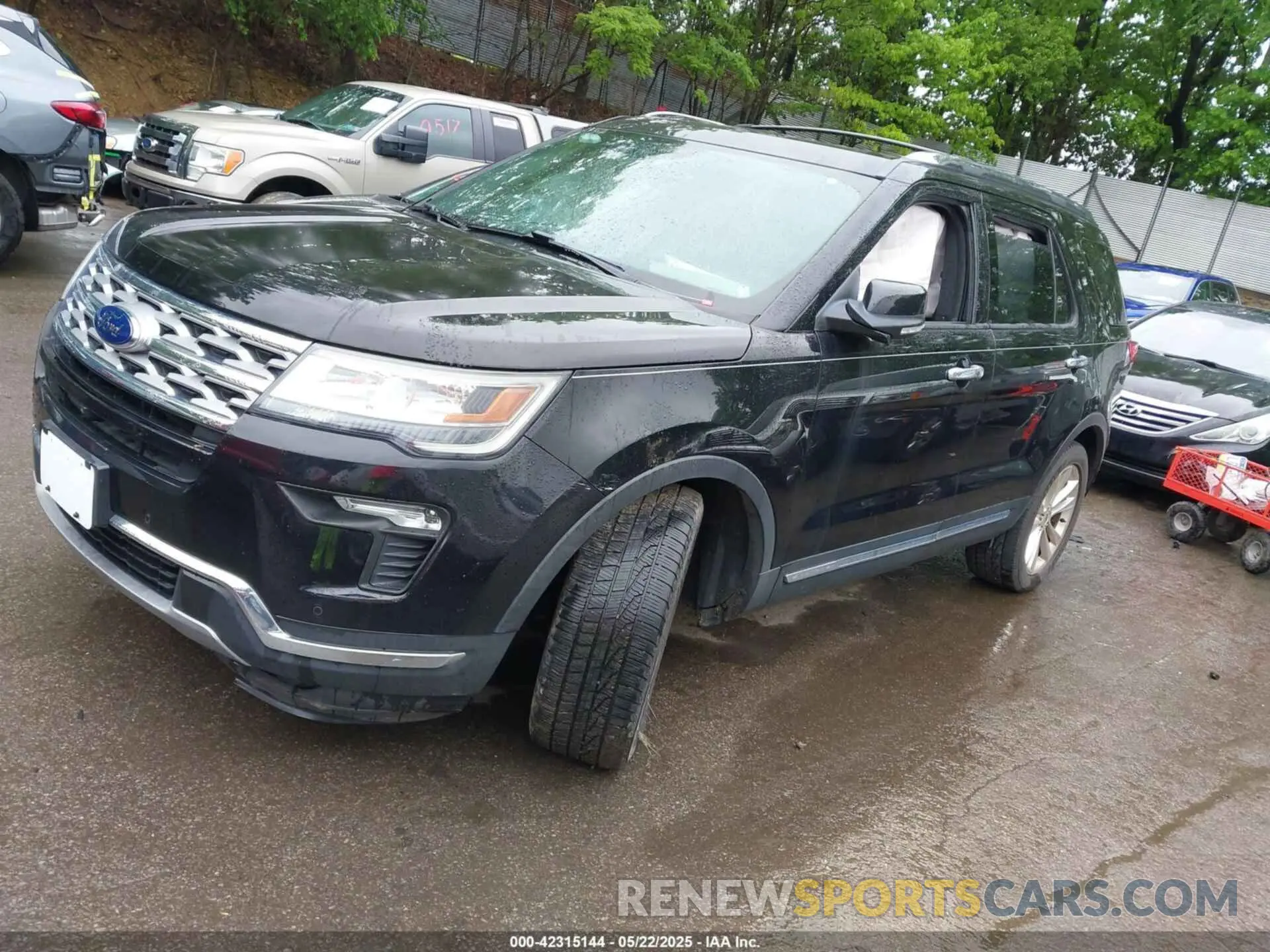 2 Photograph of a damaged car 1FM5K7F88KGB35268 FORD EXPLORER 2019