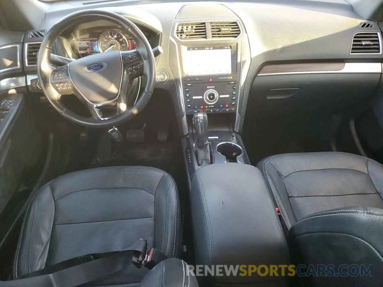 8 Фотография поврежденного автомобиля 1FM5K7F89KGB13277 FORD EXPLORER 2019