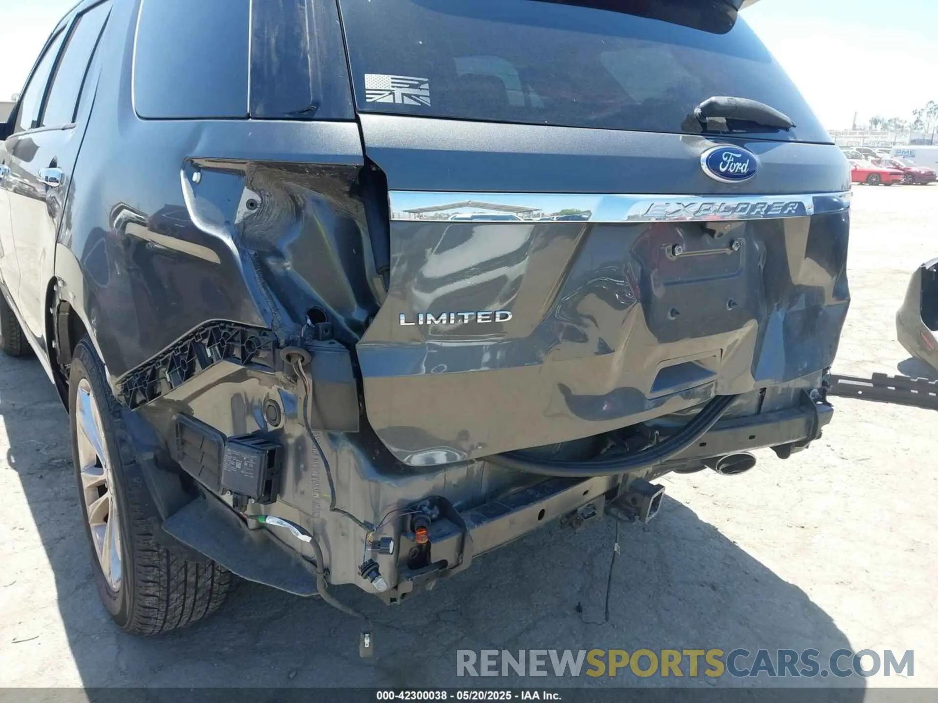 6 Photograph of a damaged car 1FM5K7F8XKGA47029 FORD EXPLORER 2019