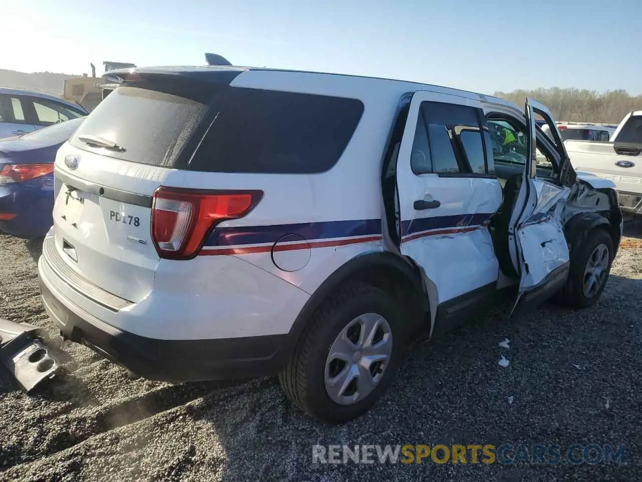 3 Фотография поврежденного автомобиля 1FM5K8AR2KGA31039 FORD EXPLORER 2019