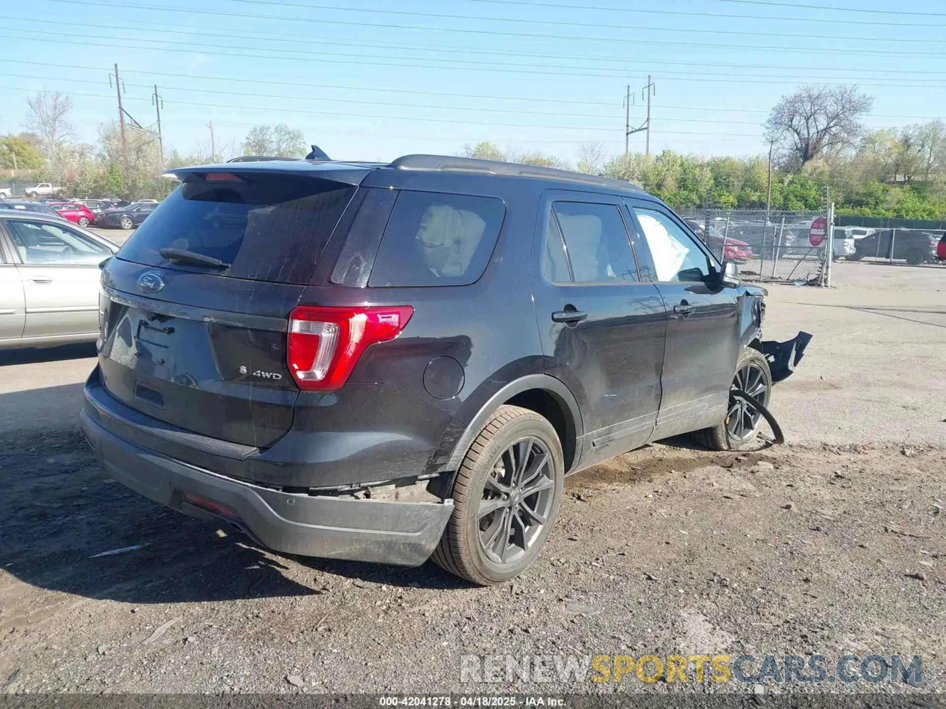 17 Фотография поврежденного автомобиля 1FM5K8D80KGA02948 FORD EXPLORER 2019