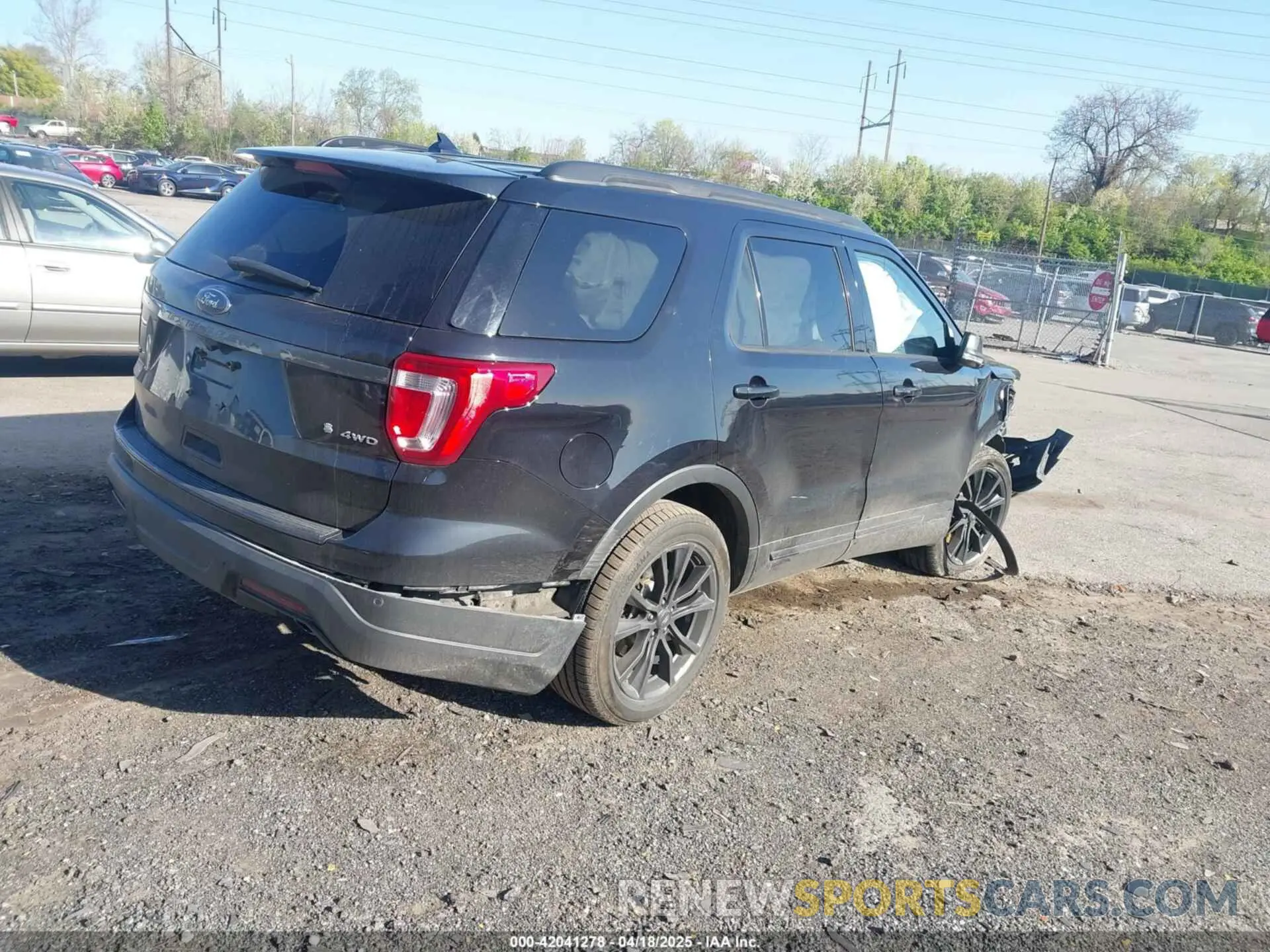 4 Фотография поврежденного автомобиля 1FM5K8D80KGA02948 FORD EXPLORER 2019