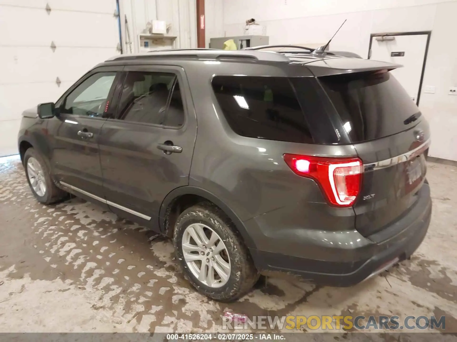 3 Фотография поврежденного автомобиля 1FM5K8D82KGA50869 FORD EXPLORER 2019