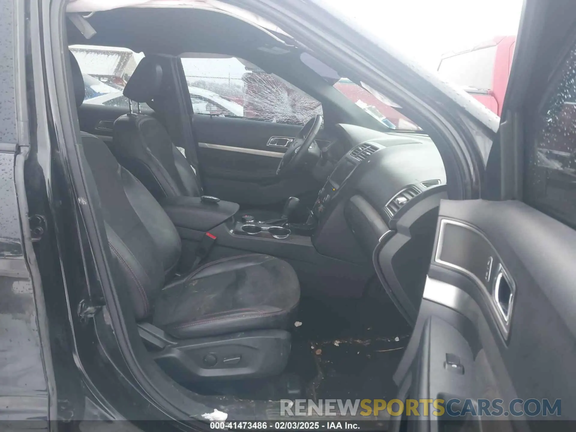 5 Фотография поврежденного автомобиля 1FM5K8D82KGA82012 FORD EXPLORER 2019