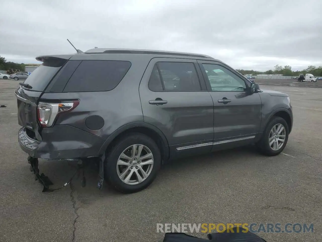 3 Photograph of a damaged car 1FM5K8D83KGA81533 FORD EXPLORER 2019