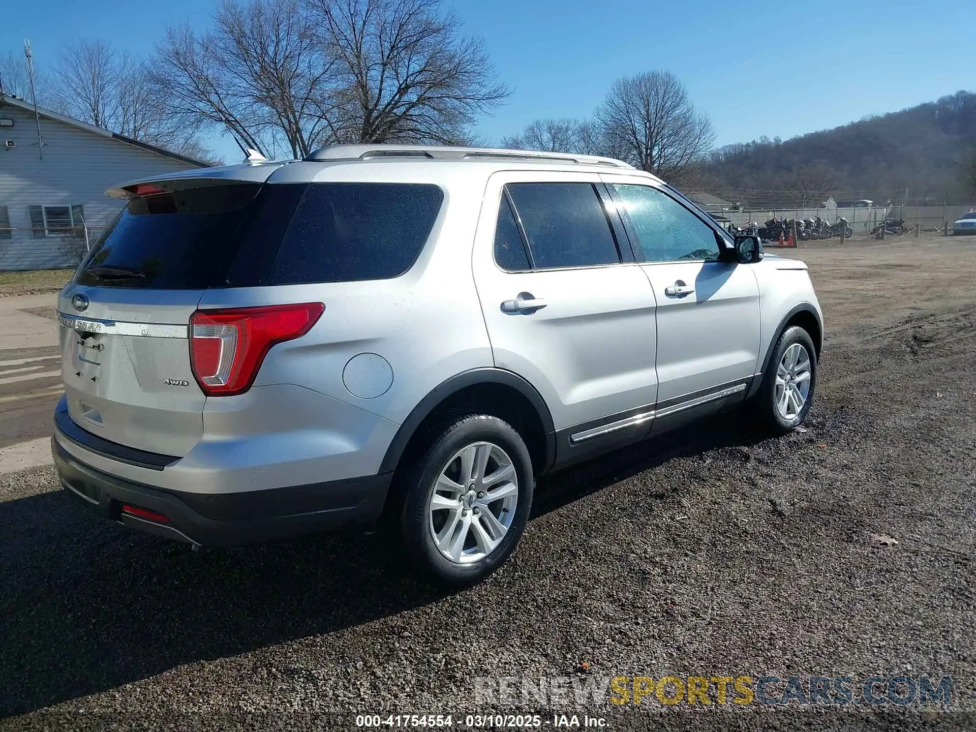 4 Photograph of a damaged car 1FM5K8D84KGB25877 FORD EXPLORER 2019