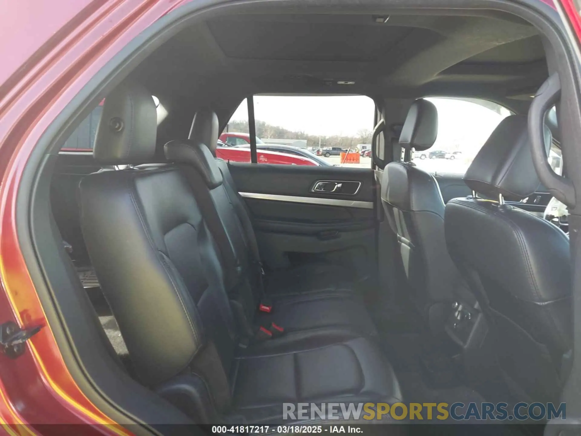 8 Photograph of a damaged car 1FM5K8D85KGA15470 FORD EXPLORER 2019