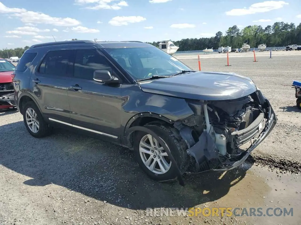 4 Фотография поврежденного автомобиля 1FM5K8D85KGA81260 FORD EXPLORER 2019