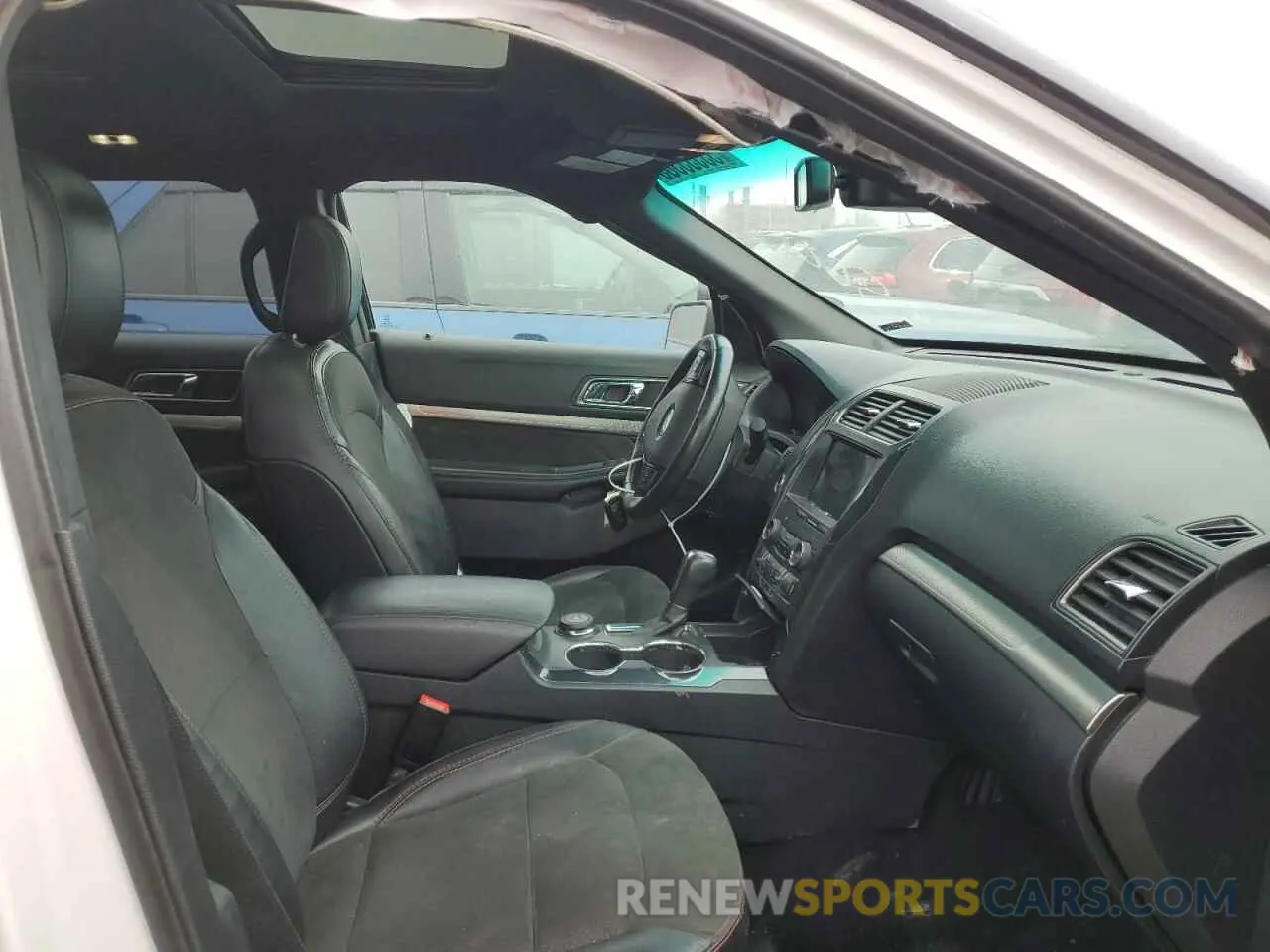 7 Photograph of a damaged car 1FM5K8D86KGA33685 FORD EXPLORER 2019