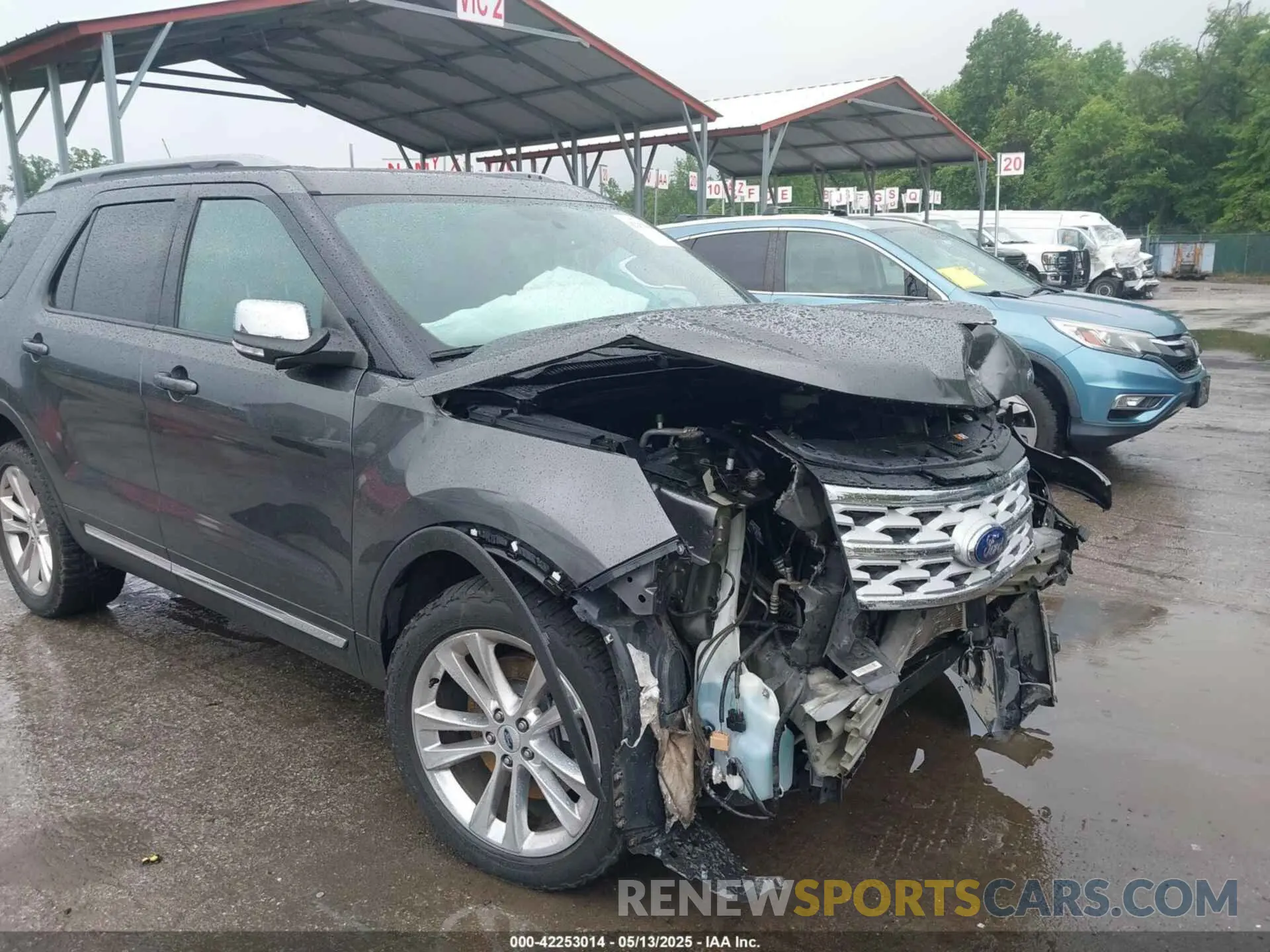 17 Photograph of a damaged car 1FM5K8D86KGA46484 FORD EXPLORER 2019