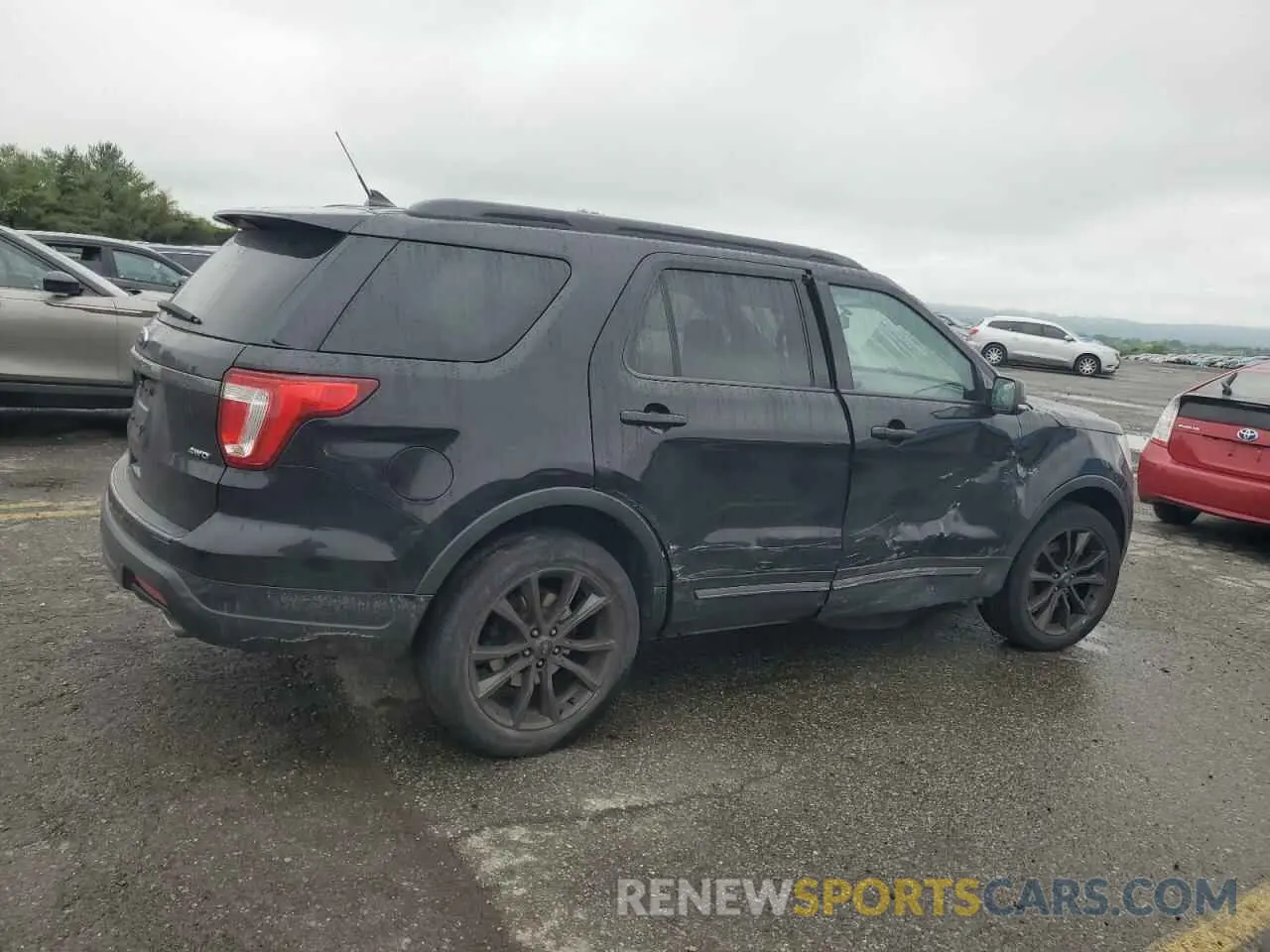 3 Photograph of a damaged car 1FM5K8D88KGA96786 FORD EXPLORER 2019