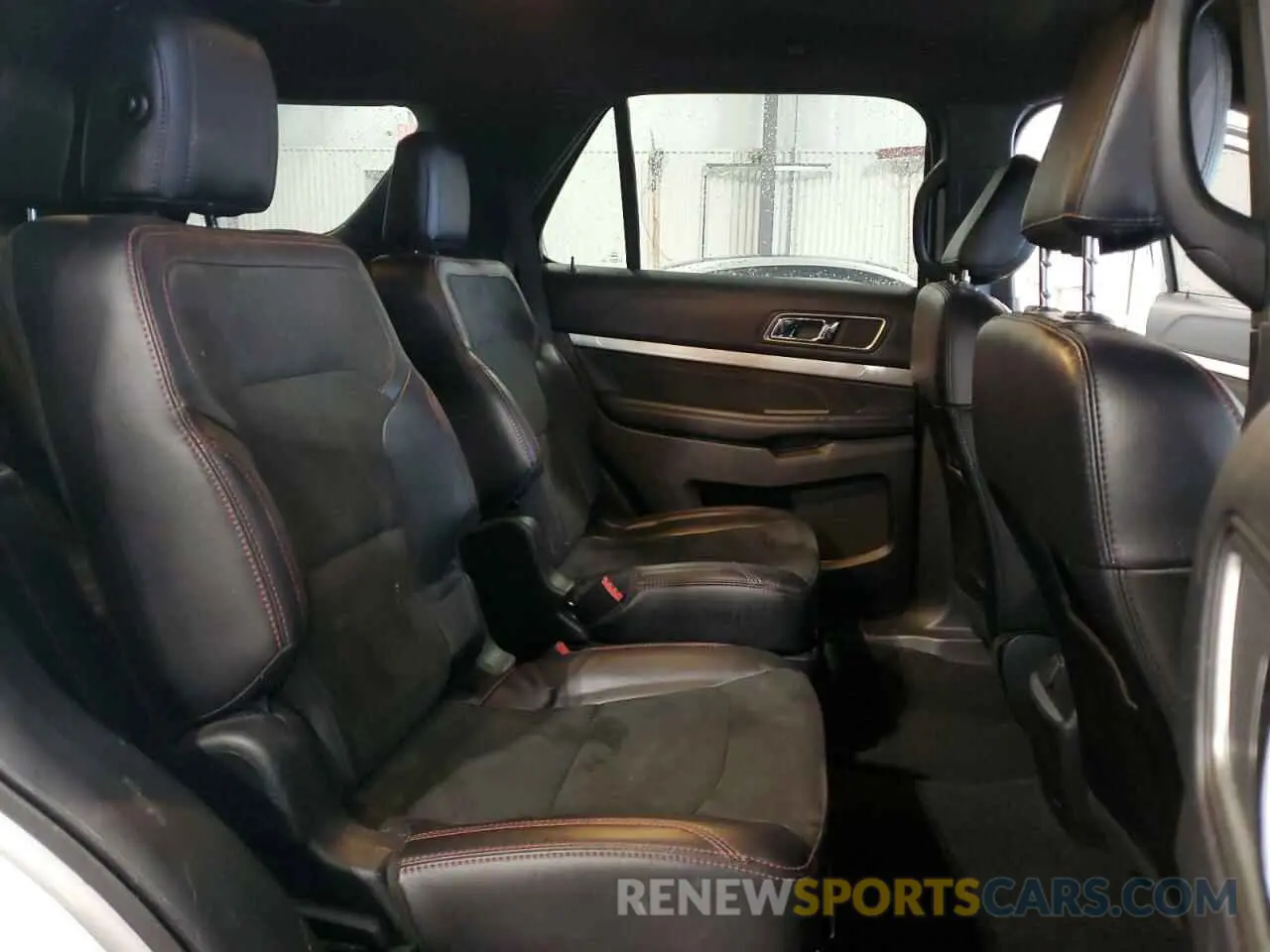 11 Photograph of a damaged car 1FM5K8D88KGB39717 FORD EXPLORER 2019
