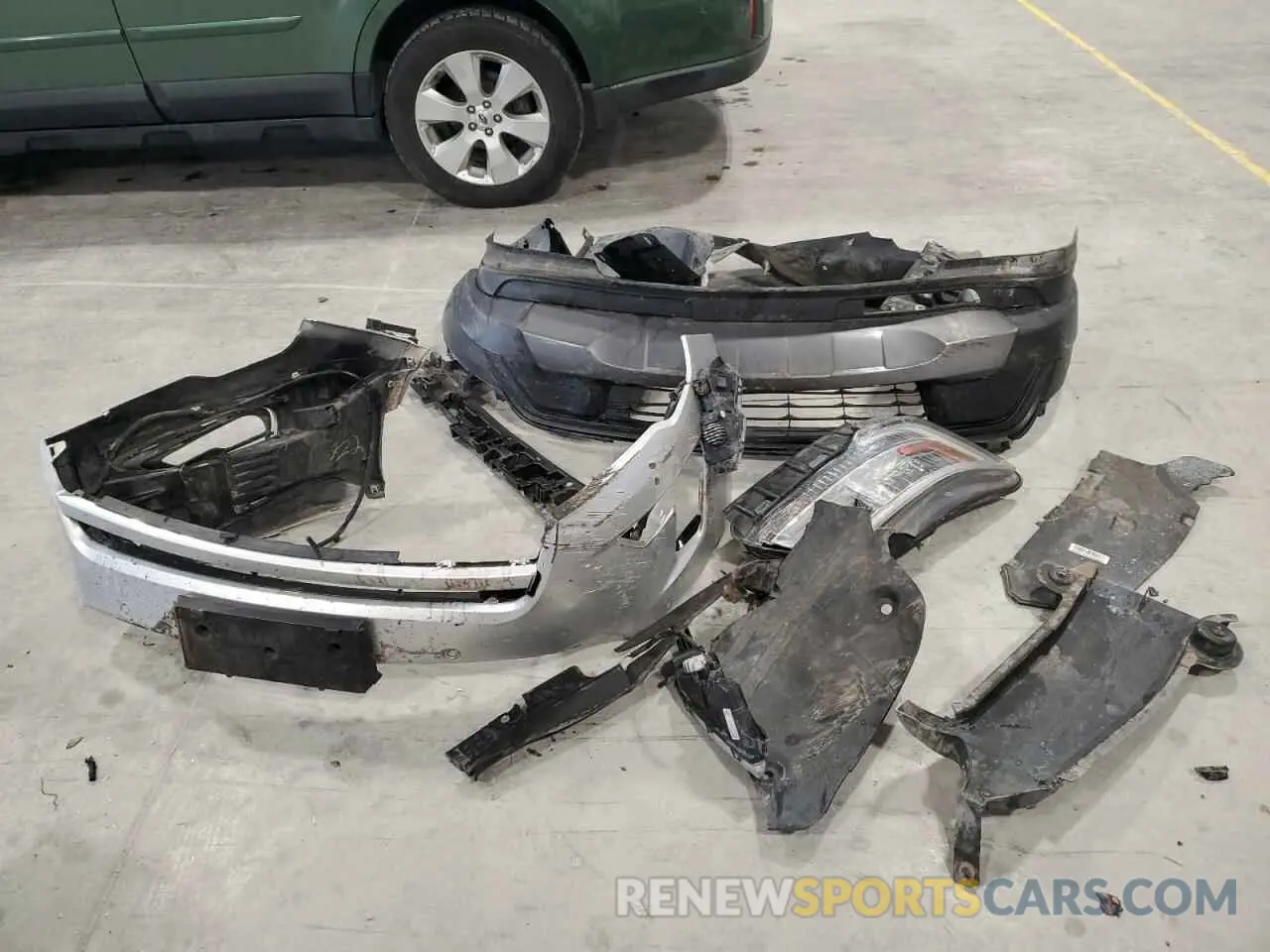 13 Photograph of a damaged car 1FM5K8D88KGB39717 FORD EXPLORER 2019
