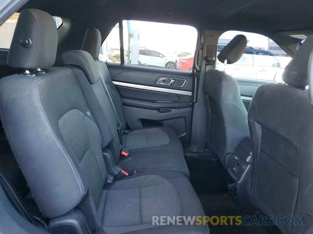 10 Фотография поврежденного автомобиля 1FM5K8D89KGB46613 FORD EXPLORER 2019