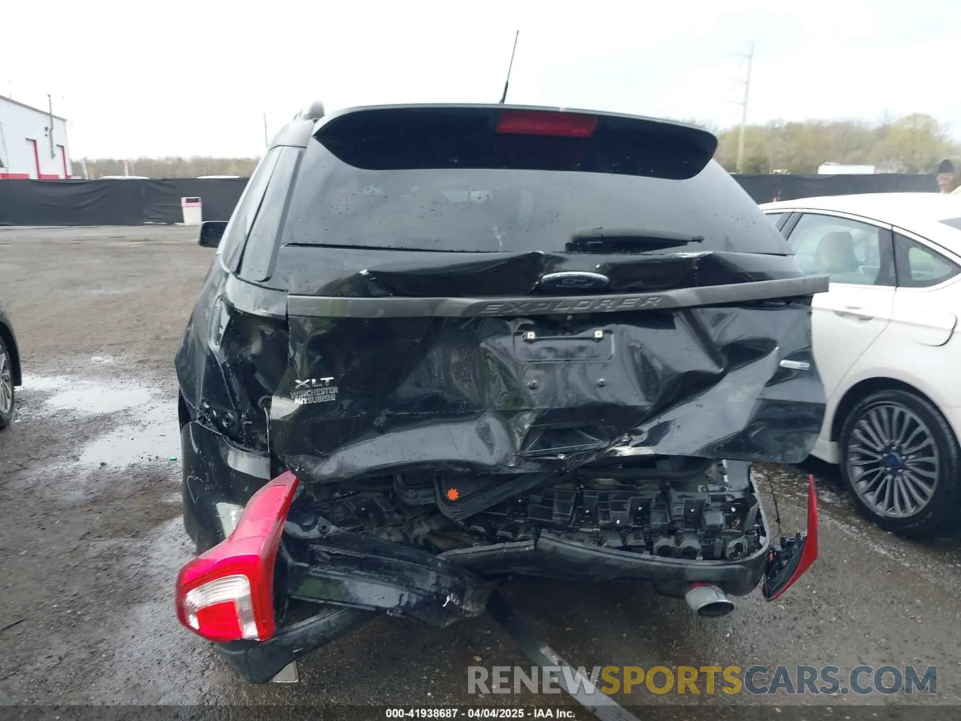 15 Photograph of a damaged car 1FM5K8DH3KGA85985 FORD EXPLORER 2019