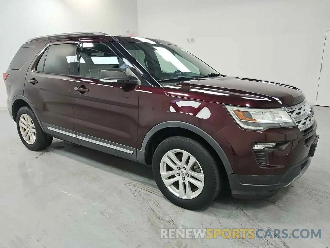 4 Photograph of a damaged car 1FM5K8DH7KGA48244 FORD EXPLORER 2019