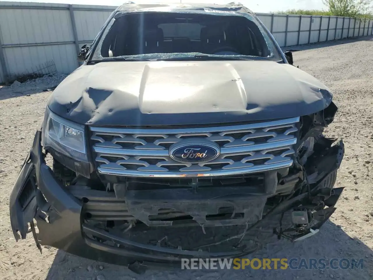 5 Фотография поврежденного автомобиля 1FM5K8F84KGB07649 FORD EXPLORER 2019