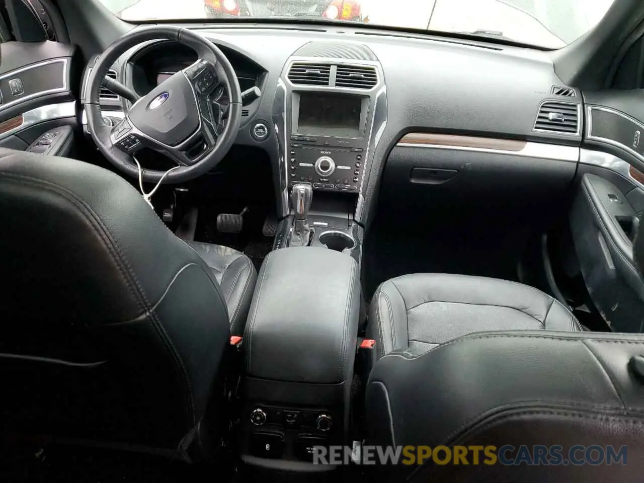 8 Photograph of a damaged car 1FM5K8F85KGA03171 FORD EXPLORER 2019