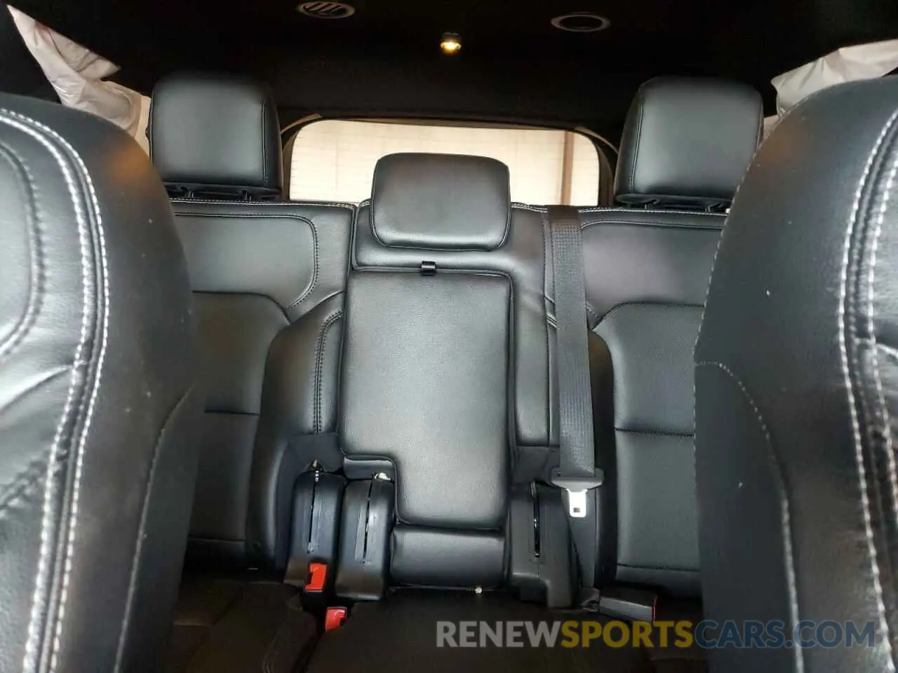 10 Photograph of a damaged car 1FM5K8F88KGA82707 FORD EXPLORER 2019