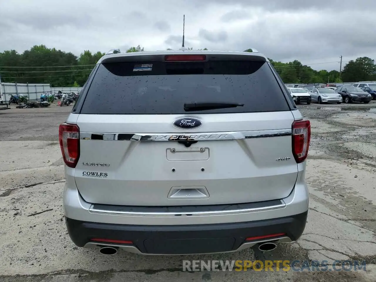 6 Photograph of a damaged car 1FM5K8F88KGB10327 FORD EXPLORER 2019