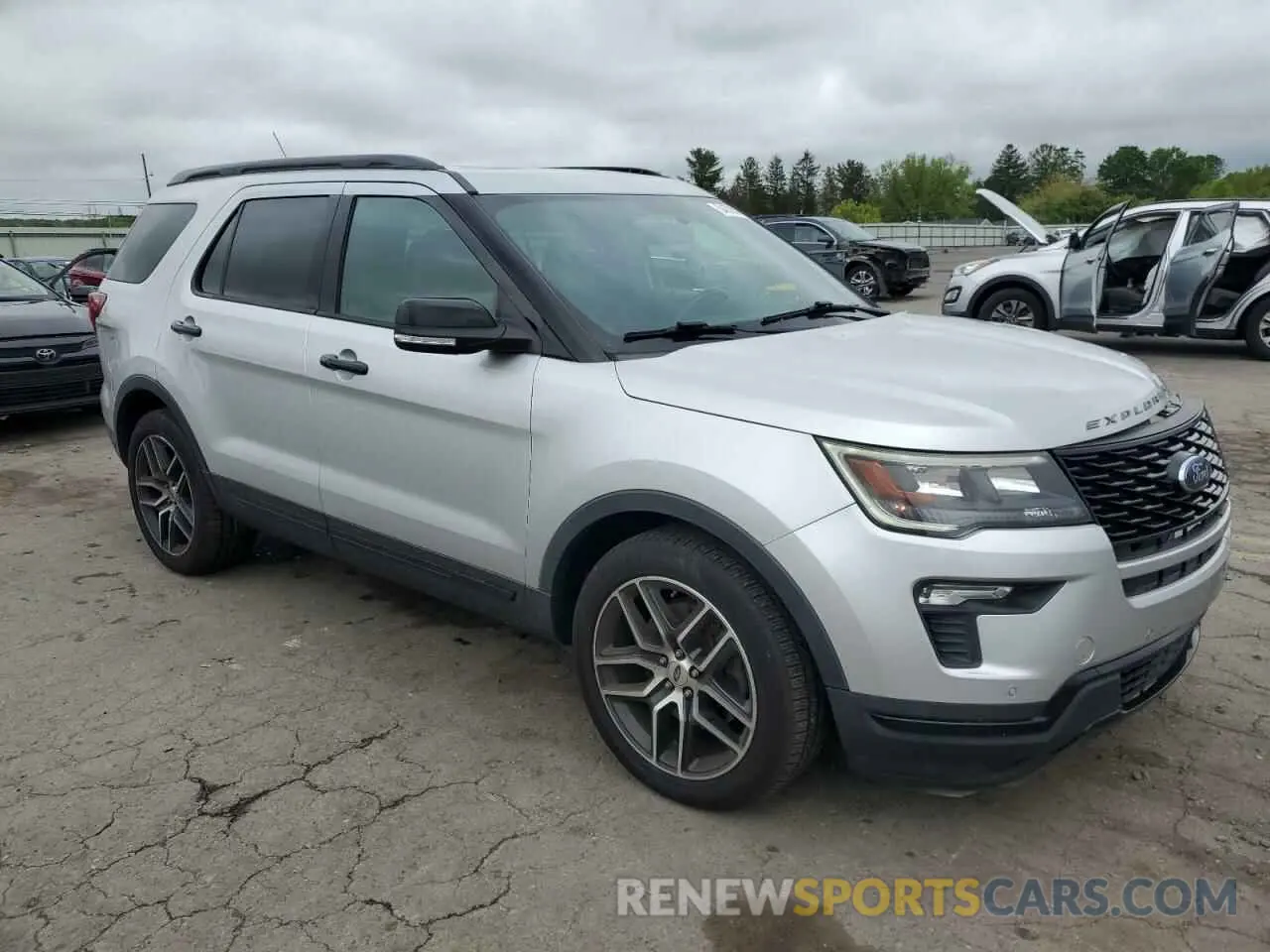 4 Photograph of a damaged car 1FM5K8GT0KGB13628 FORD EXPLORER 2019