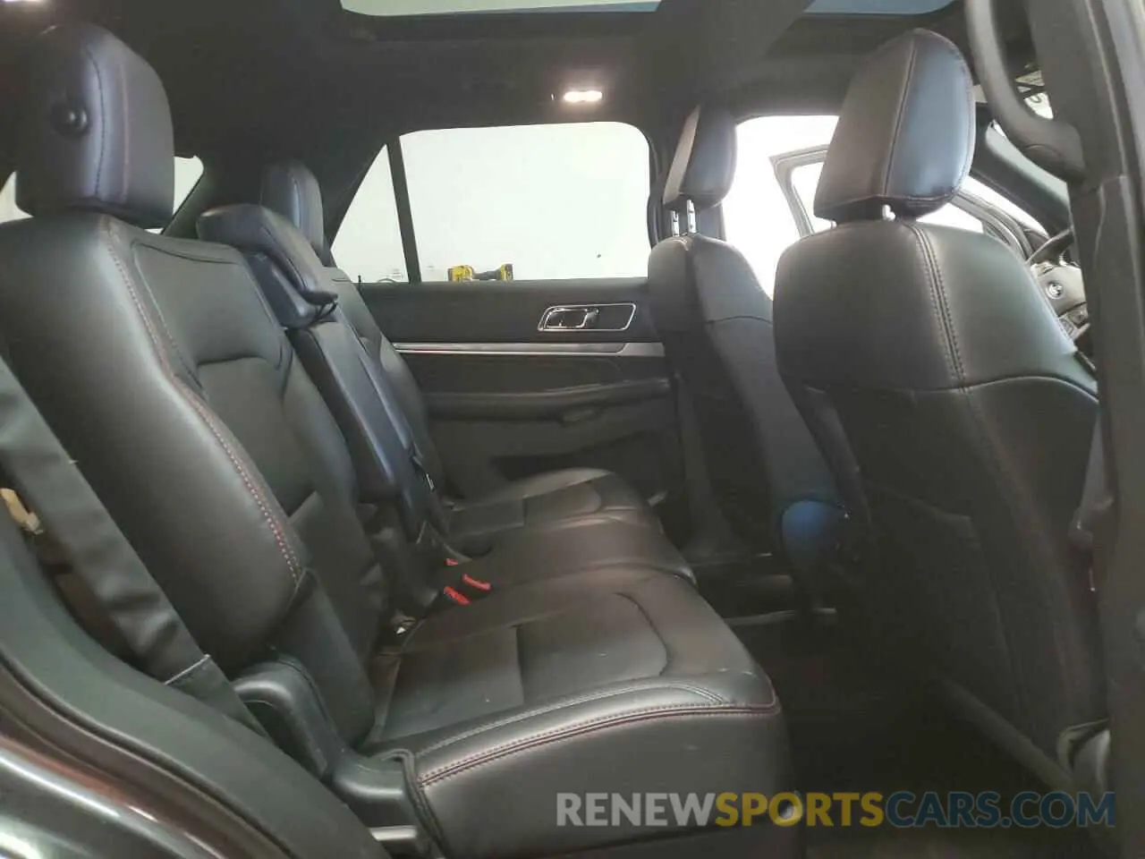 11 Photograph of a damaged car 1FM5K8GT1KGA08905 FORD EXPLORER 2019