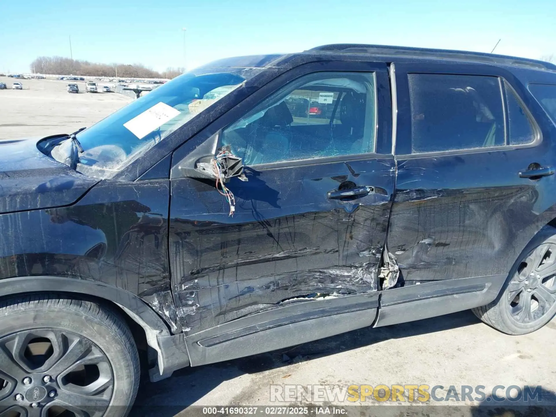 6 Photograph of a damaged car 1FM5K8GT5KGA27196 FORD EXPLORER 2019