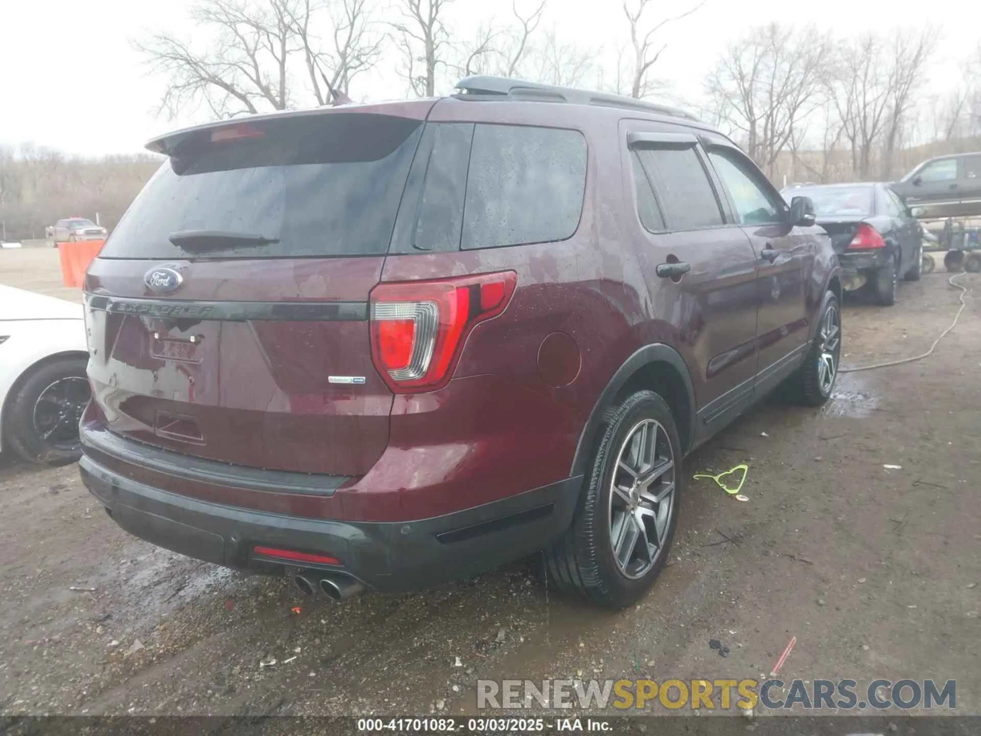 4 Photograph of a damaged car 1FM5K8GT9KGA35625 FORD EXPLORER 2019