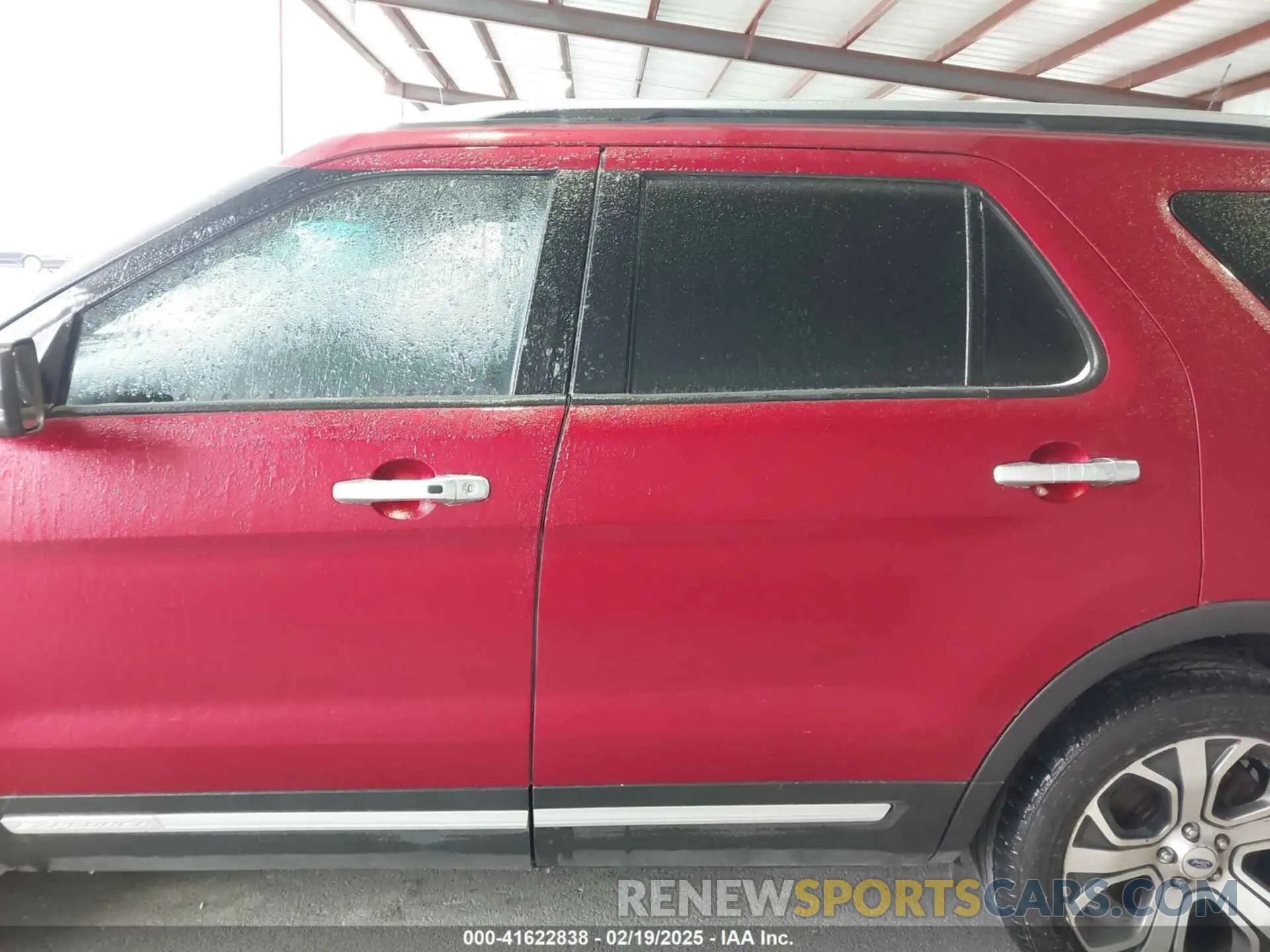 15 Photograph of a damaged car 1FM5K8HT2KGA52779 FORD EXPLORER 2019
